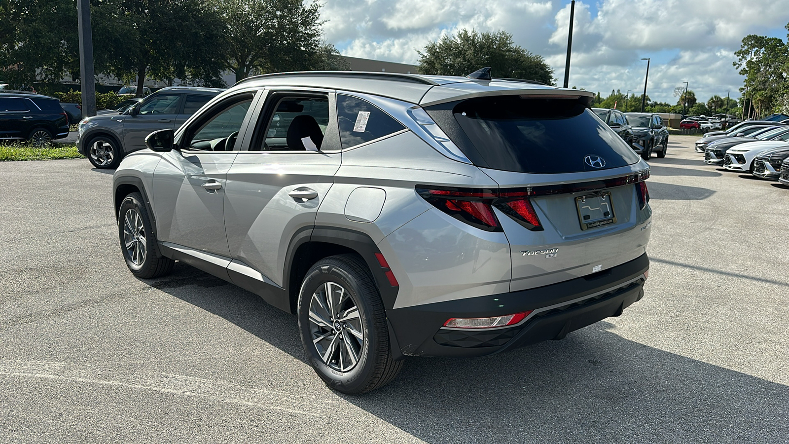 2024 Hyundai Tucson Hybrid Blue 5