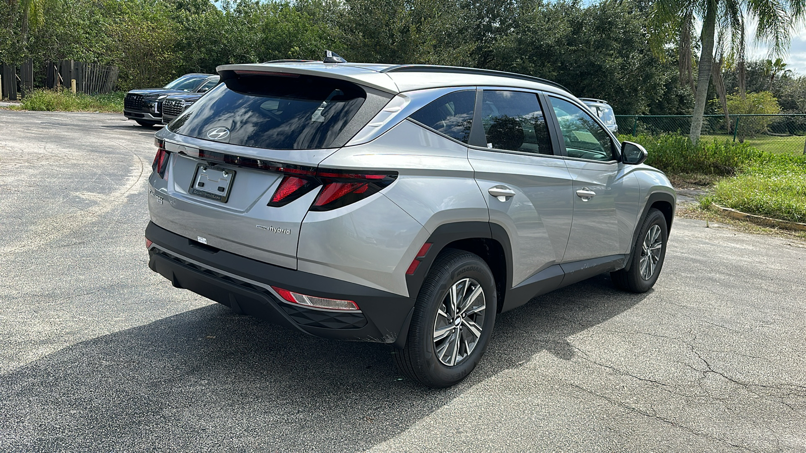 2024 Hyundai Tucson Hybrid Blue 7