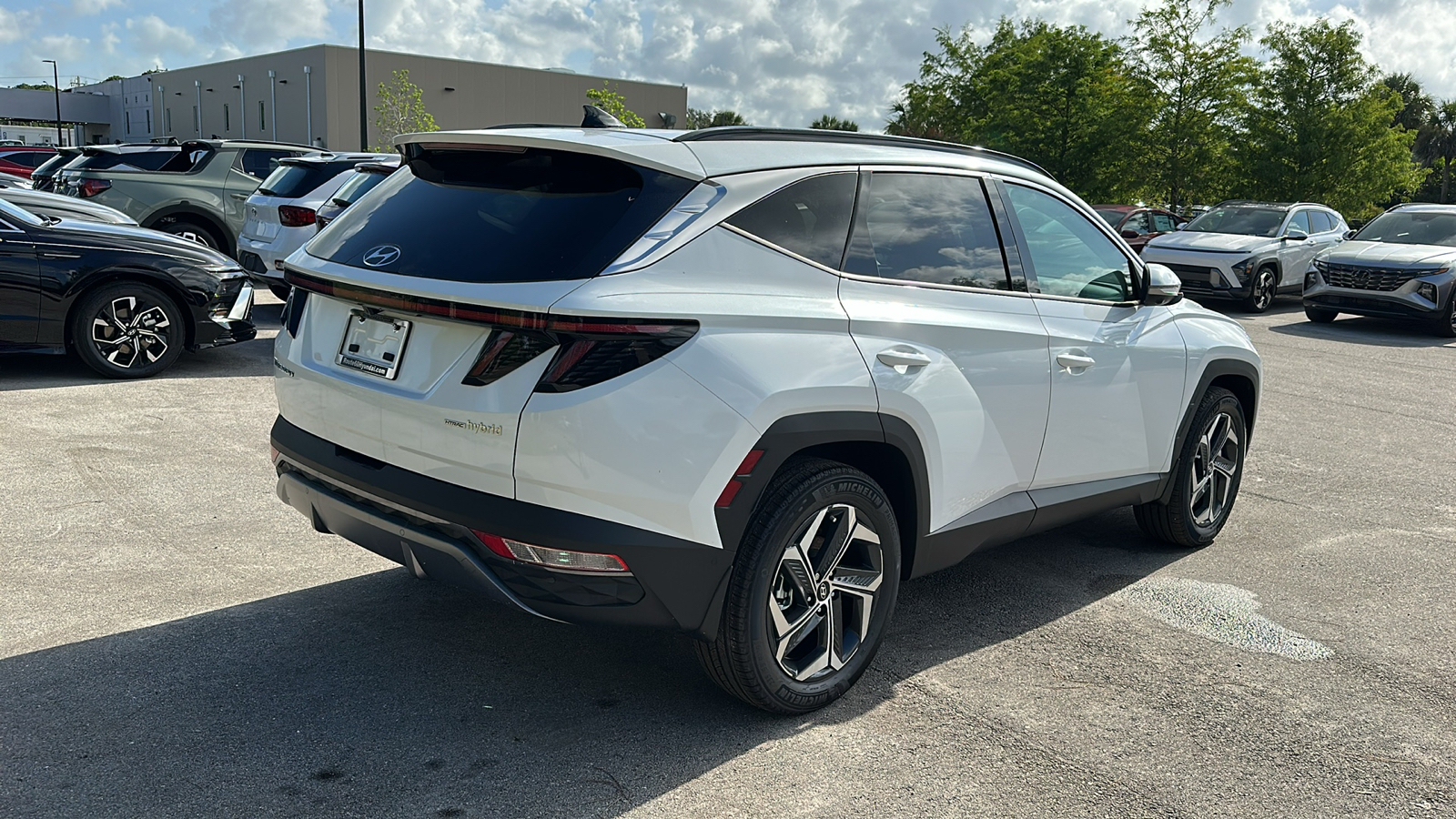 2024 Hyundai Tucson Hybrid Limited 7