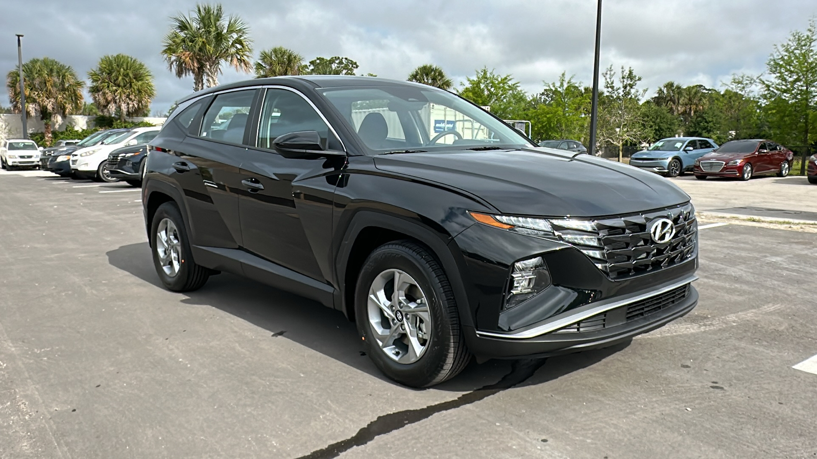 2024 Hyundai Tucson SE 1