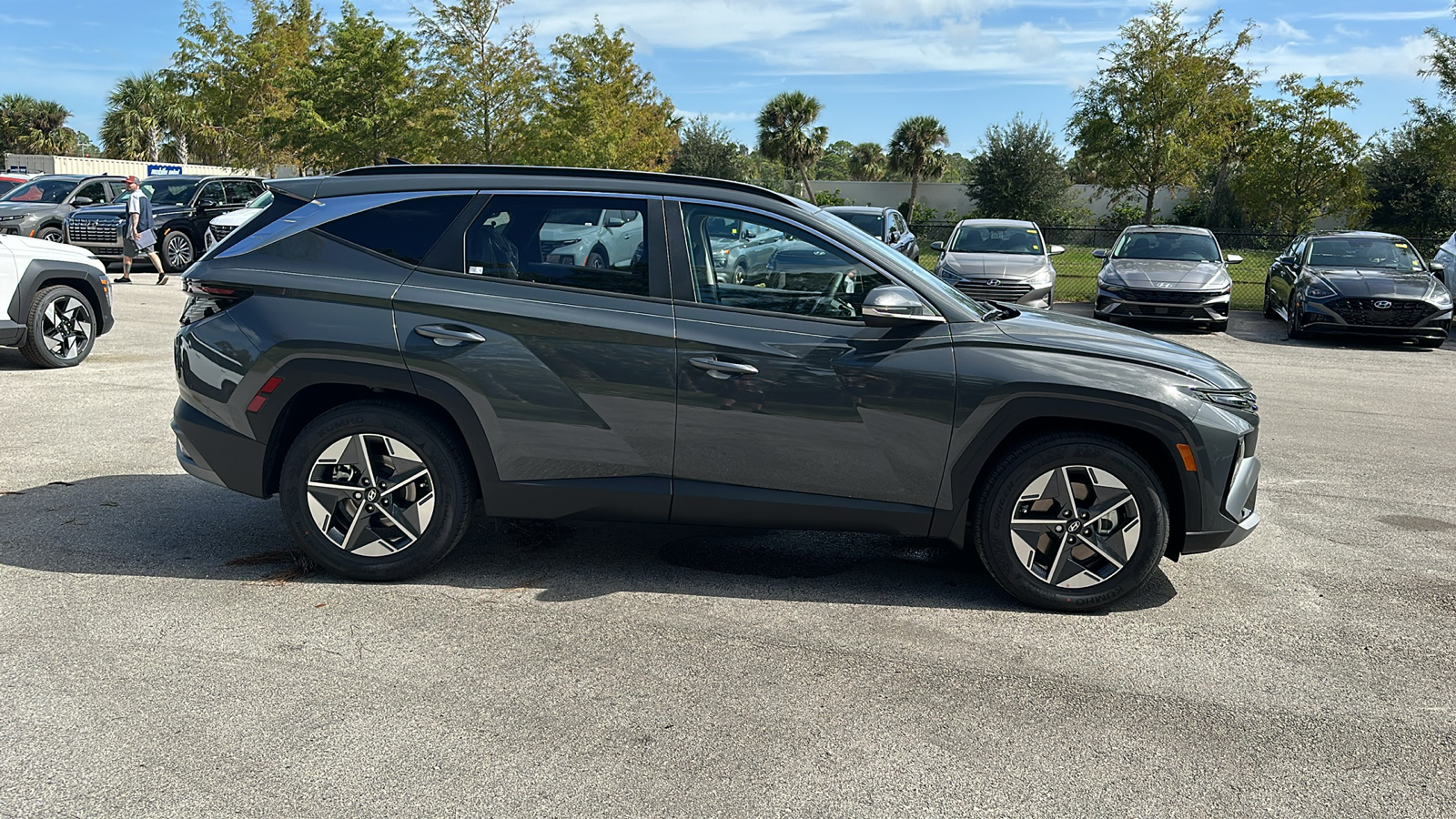 2025 Hyundai Tucson SEL 8