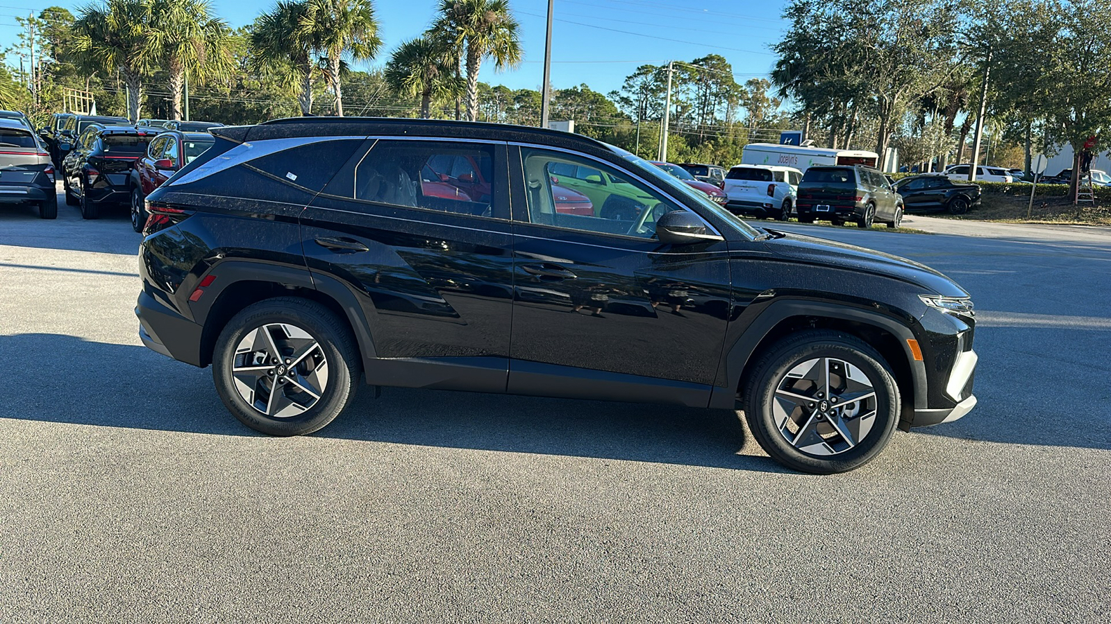 2025 Hyundai Tucson SEL 8