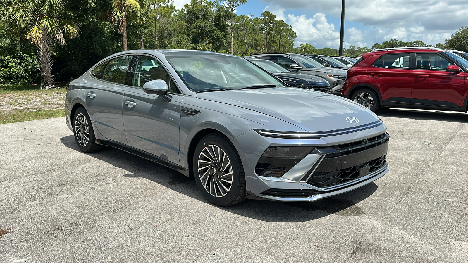 2024 Hyundai Sonata Hybrid Limited 1