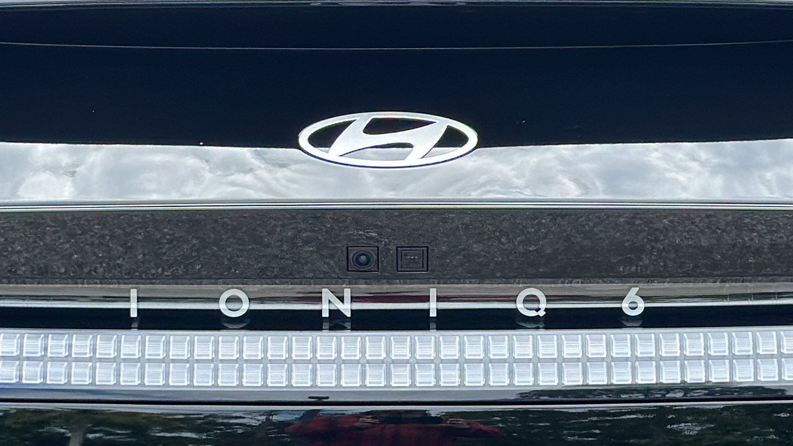 2023 Hyundai IONIQ 6 SEL 9