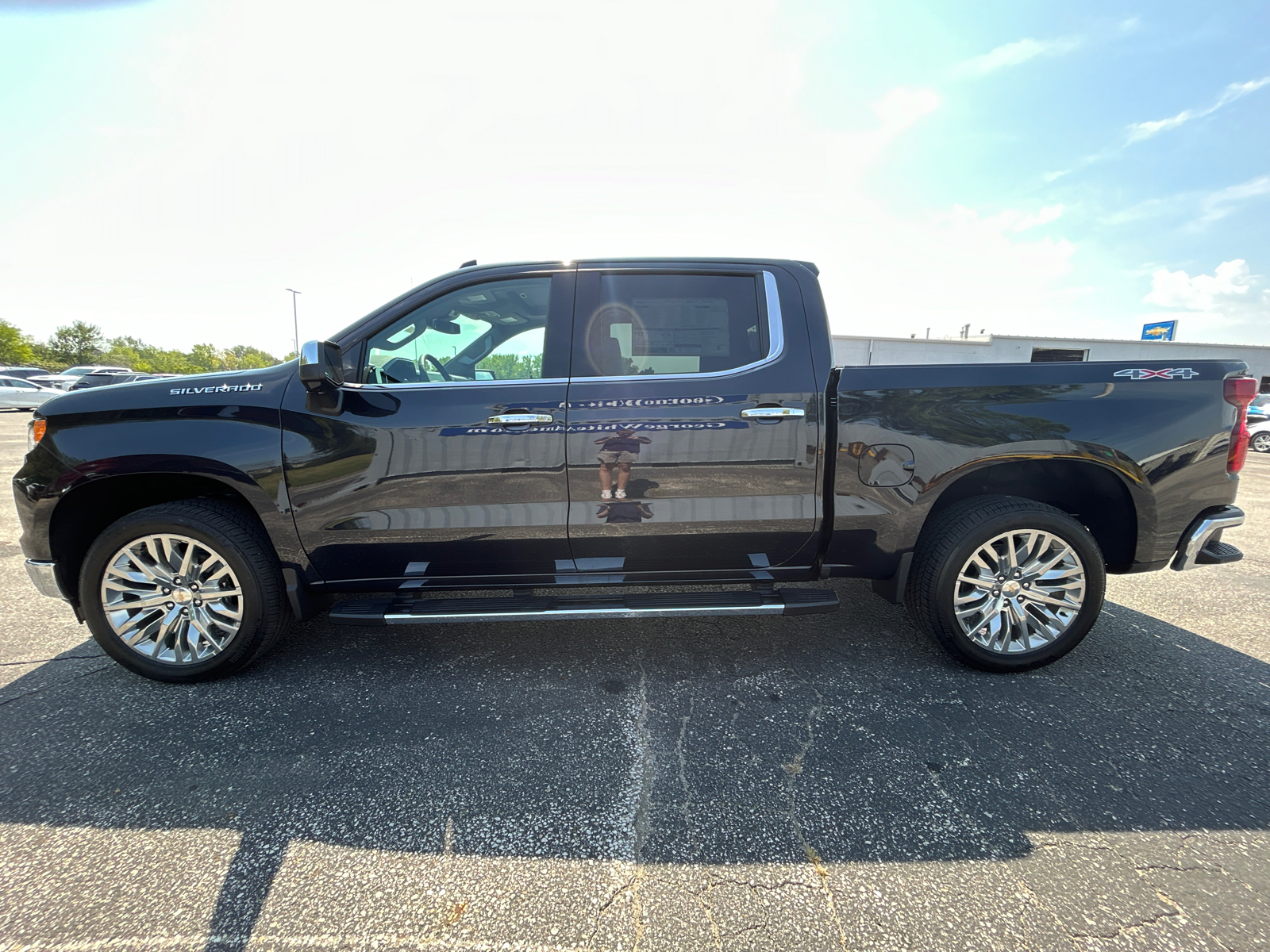 2024 Chevrolet Silverado 1500 LTZ 7