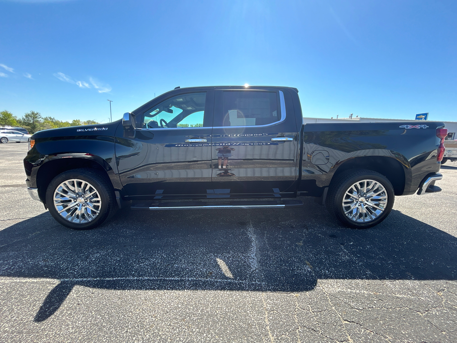 2024 Chevrolet Silverado 1500 LTZ 7