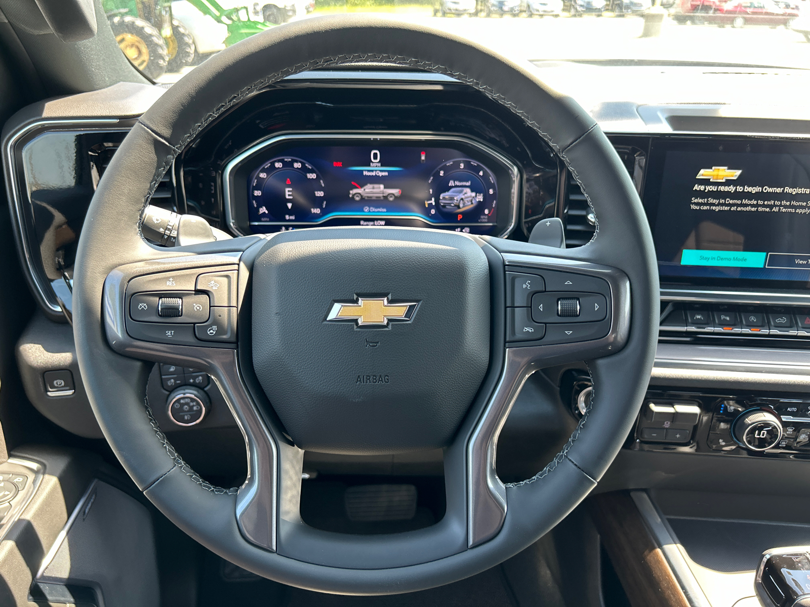 2024 Chevrolet Silverado 1500 High Country 19