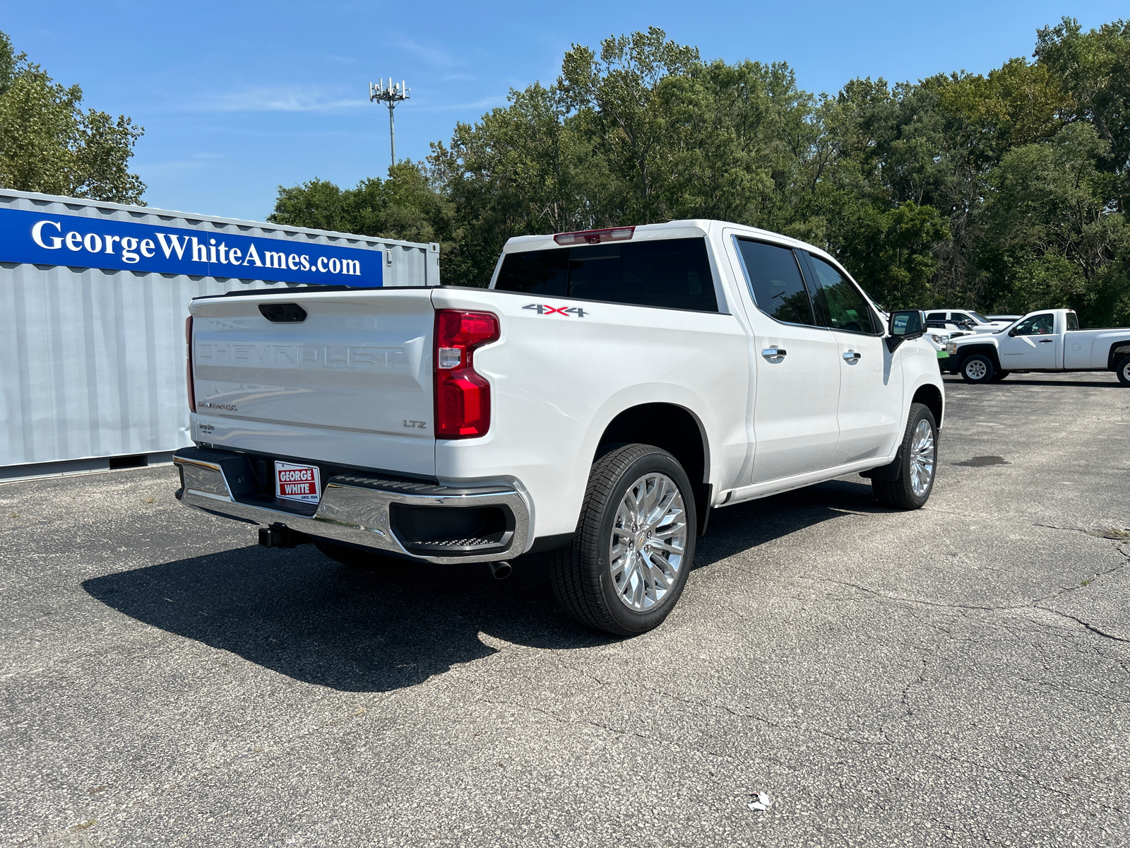 2024 Chevrolet Silverado 1500 LTZ 4