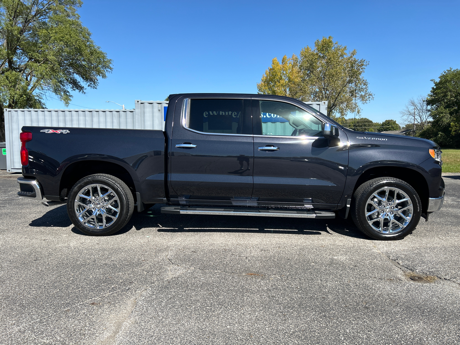 2024 Chevrolet Silverado 1500 LTZ 3