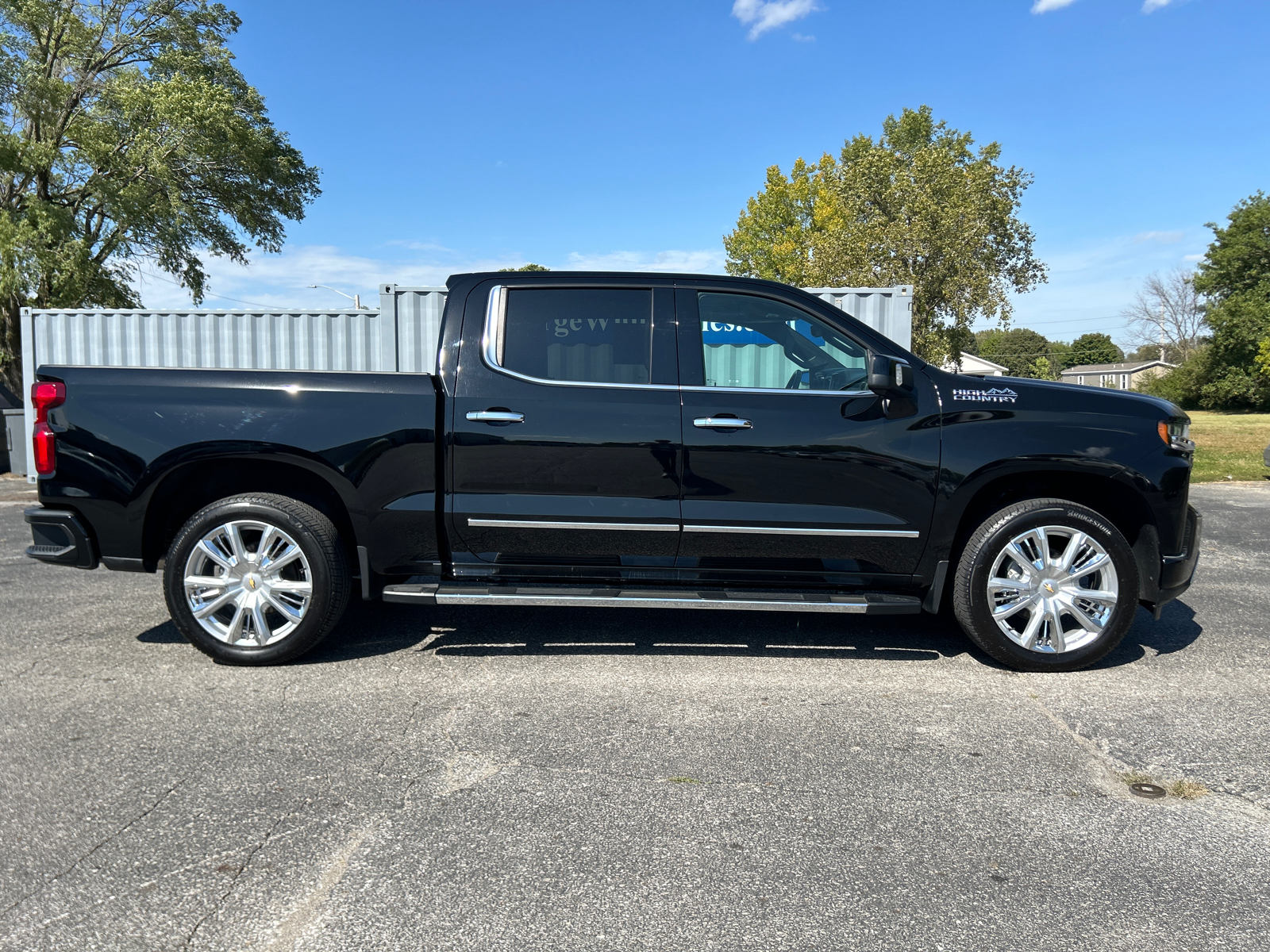 2021 Chevrolet Silverado 1500 High Country 3