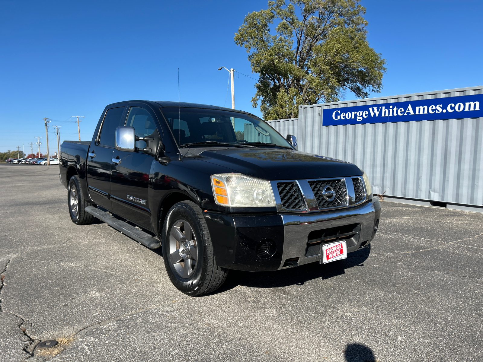 2005 Nissan Titan SE 2