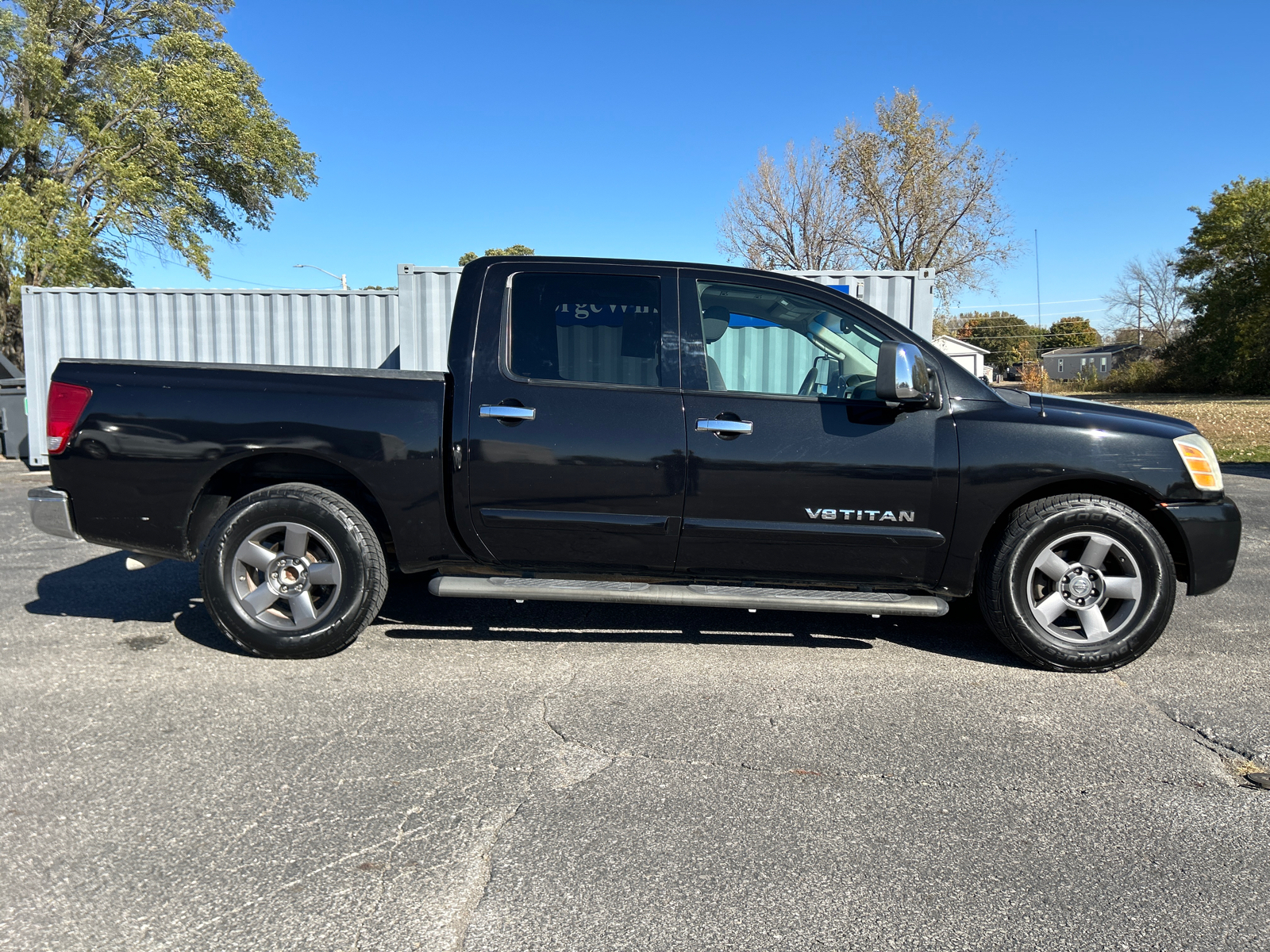 2005 Nissan Titan SE 3