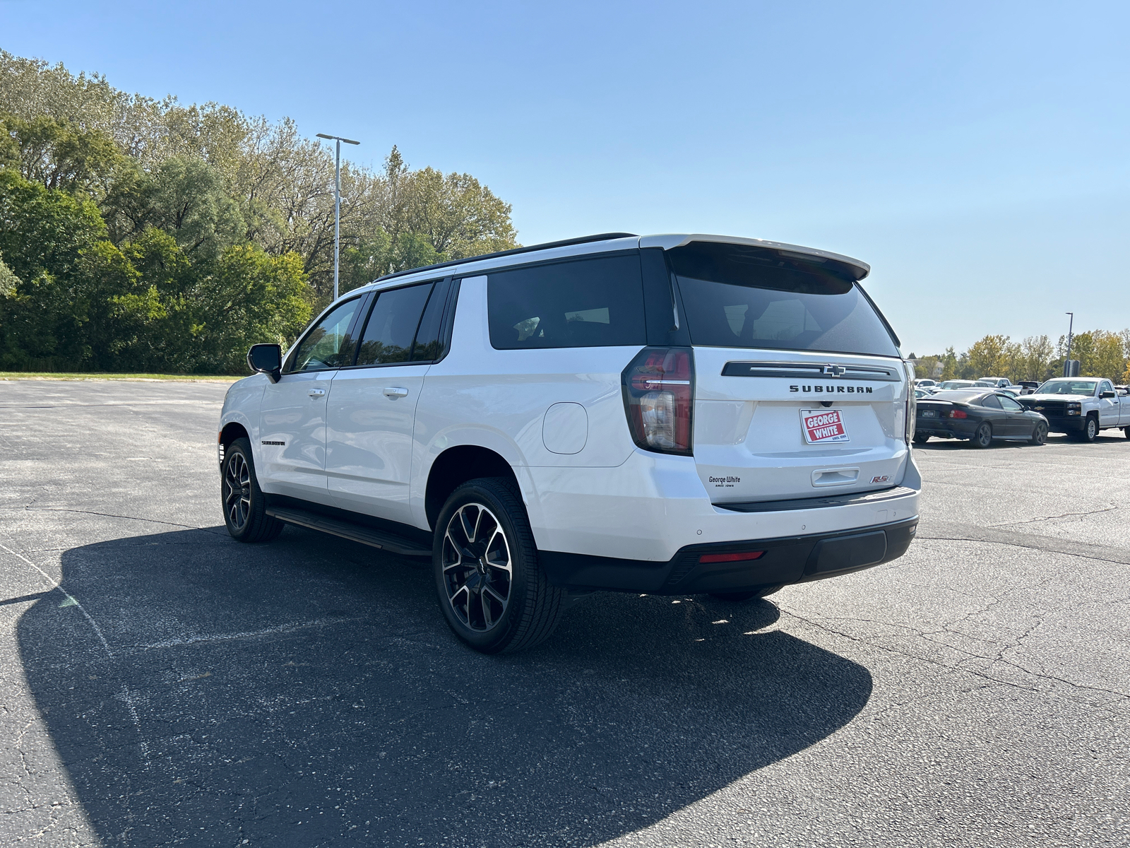 2023 Chevrolet Suburban RST 6