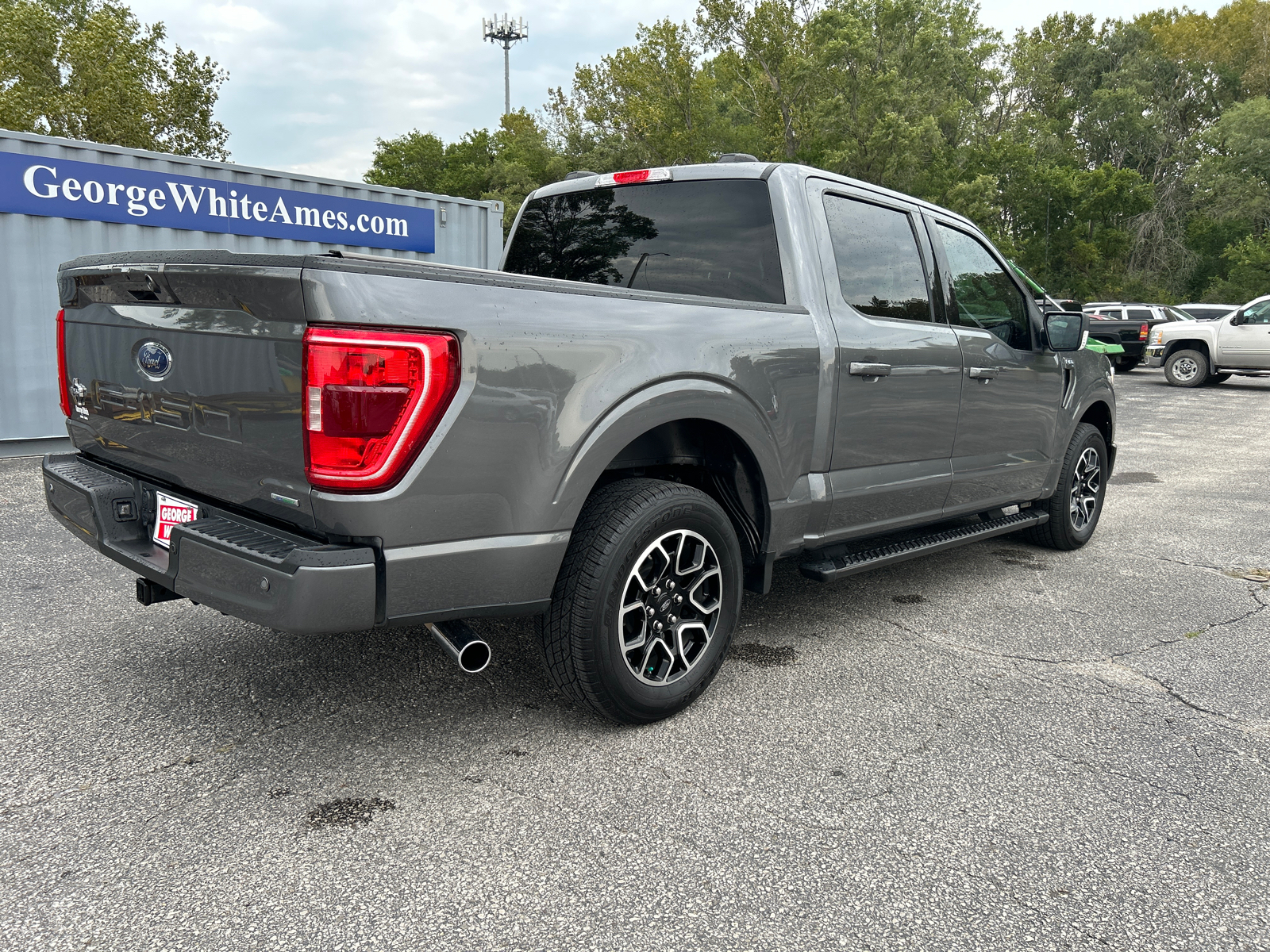 2021 Ford F-150 XLT 4