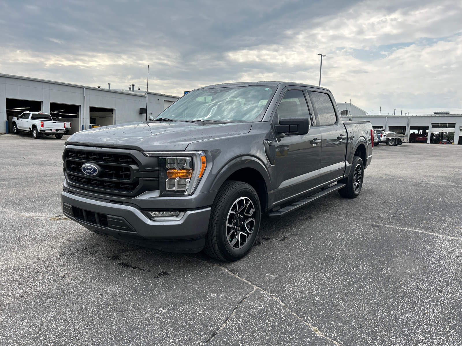 2021 Ford F-150 XLT 8