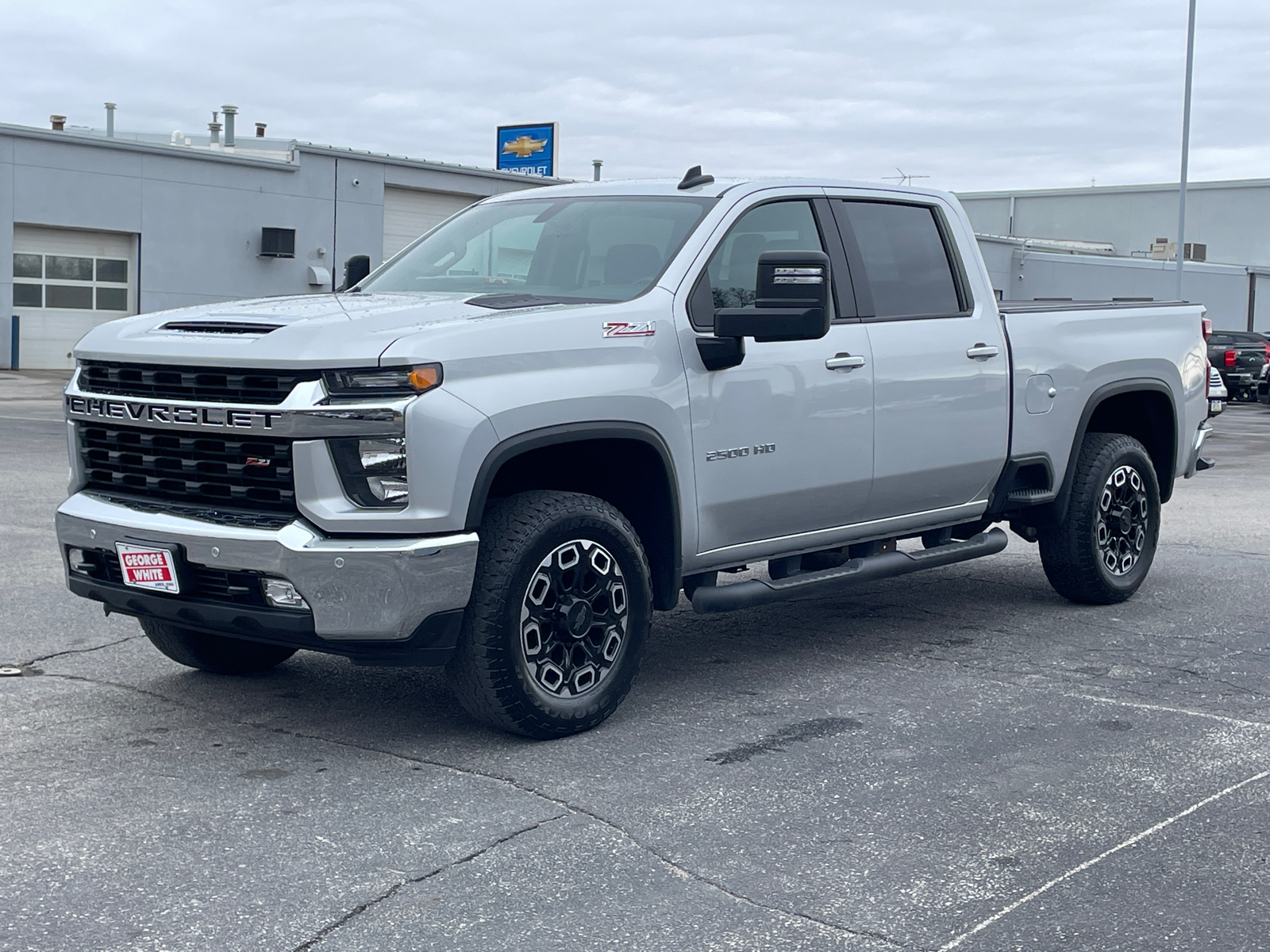 2023 Chevrolet Silverado 2500HD LT 8