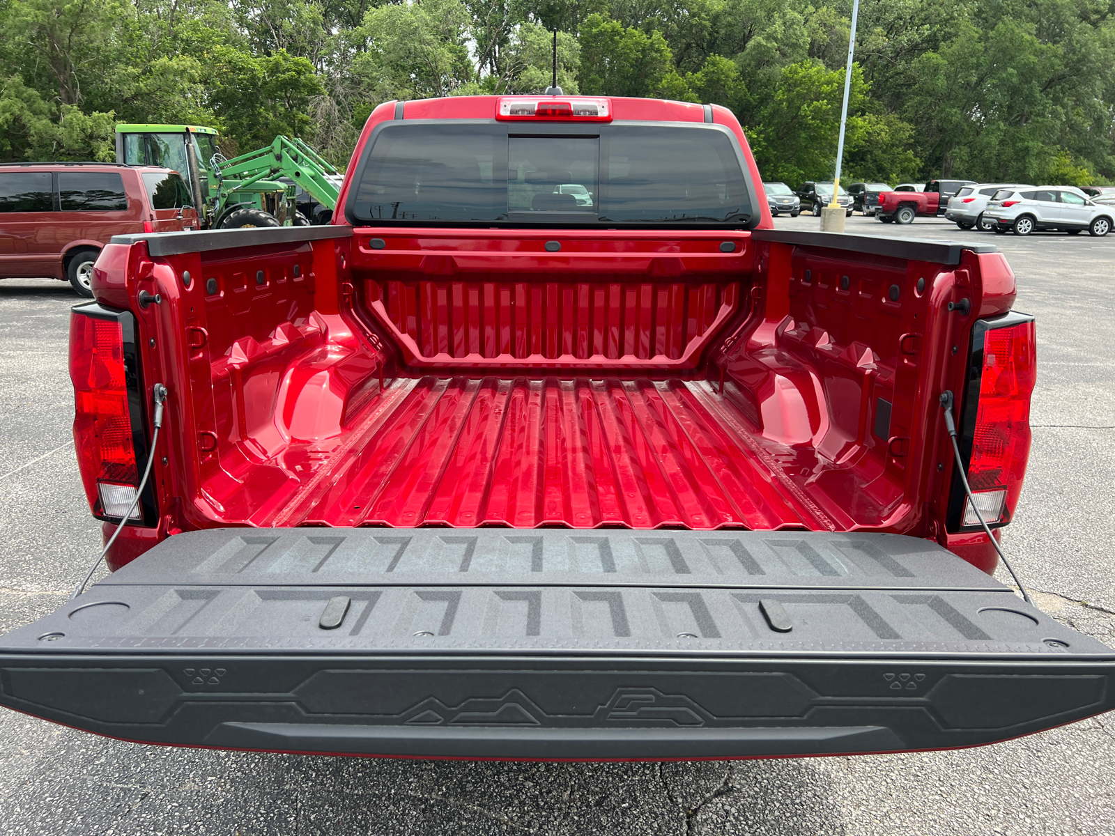 2024 Chevrolet Colorado LT 16