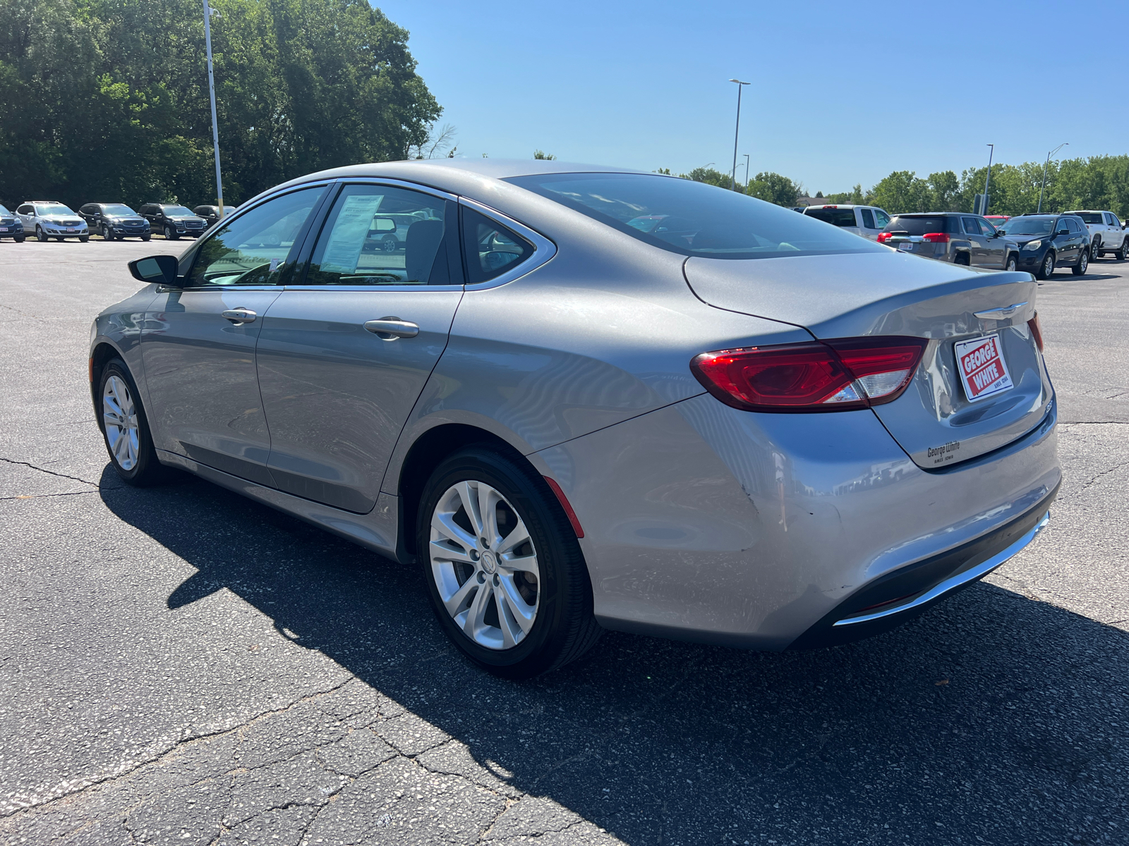 2015 Chrysler 200 Limited 6