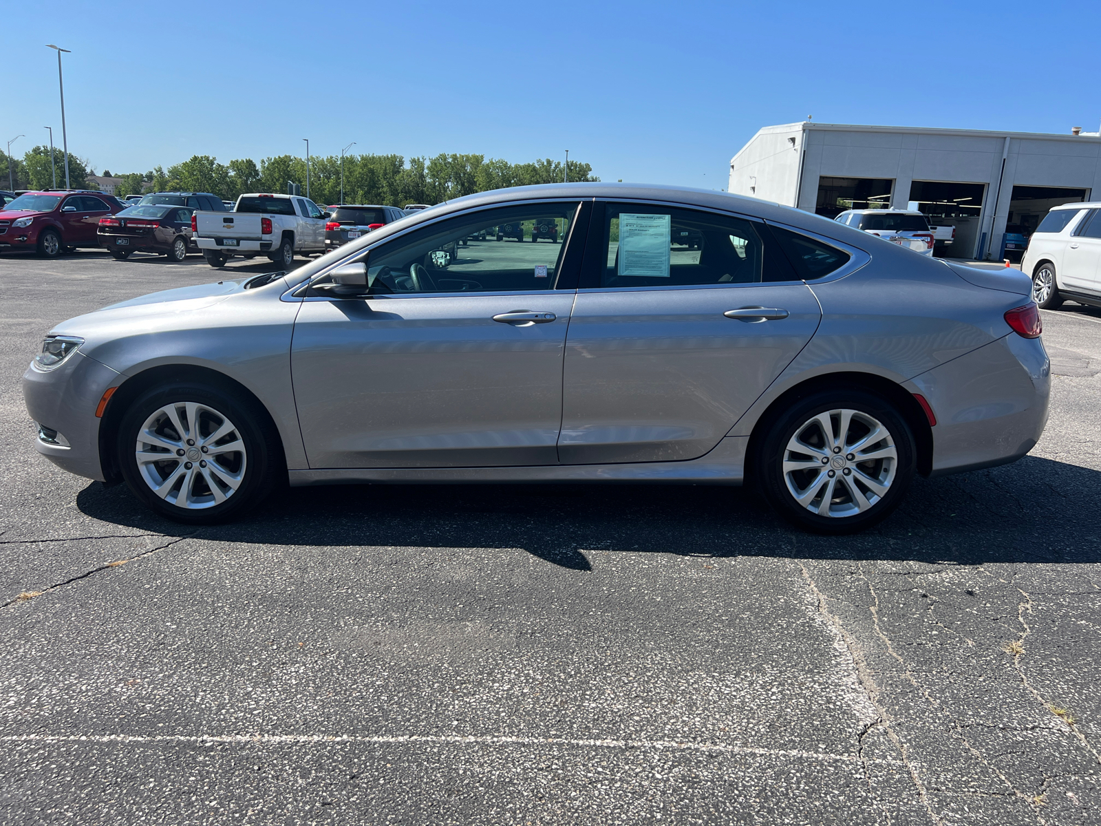 2015 Chrysler 200 Limited 7