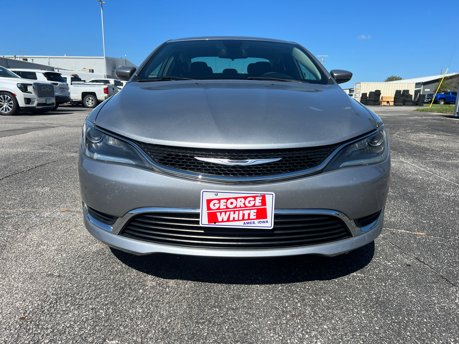 2015 Chrysler 200 Limited 9