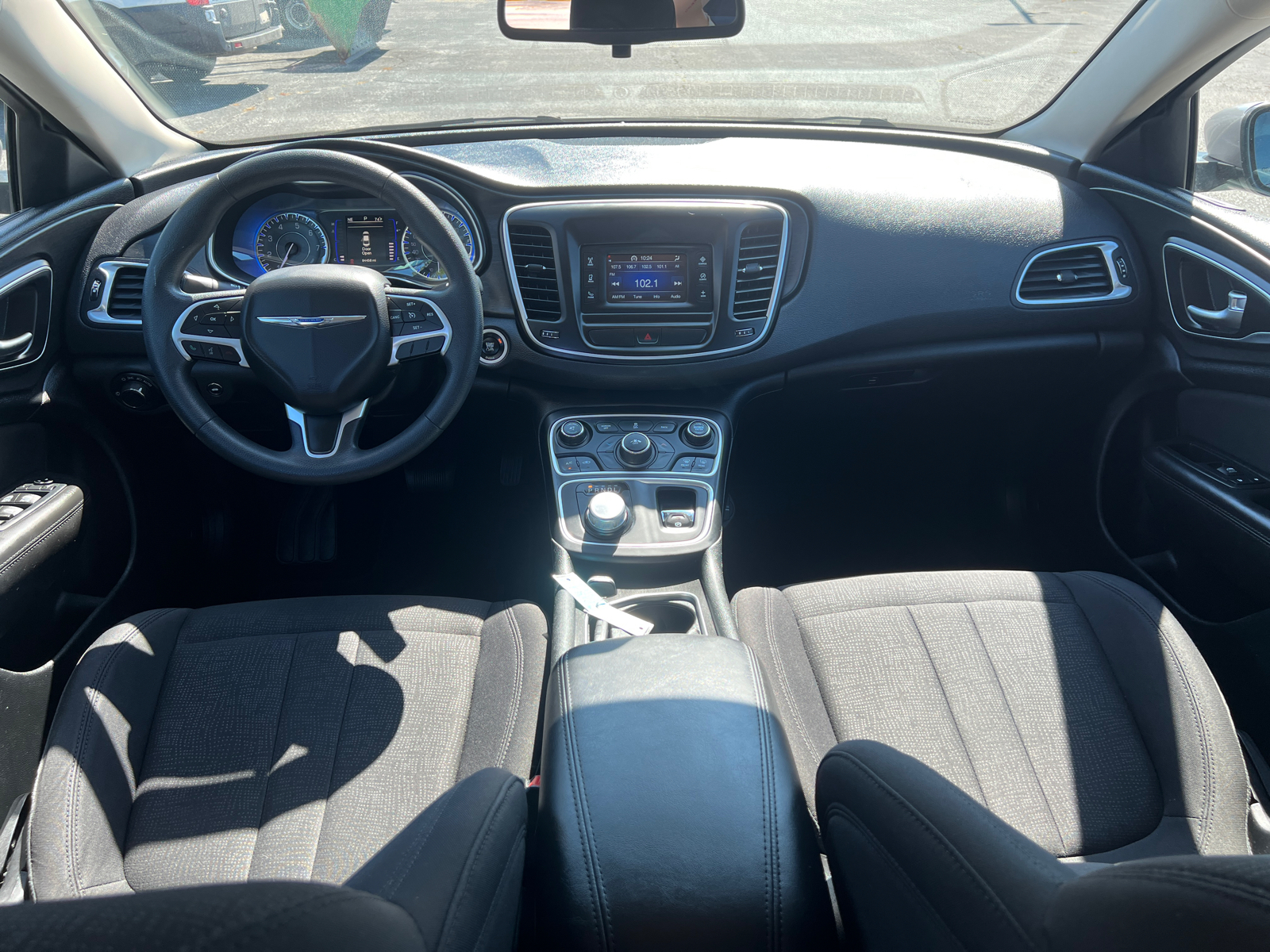 2015 Chrysler 200 Limited 13