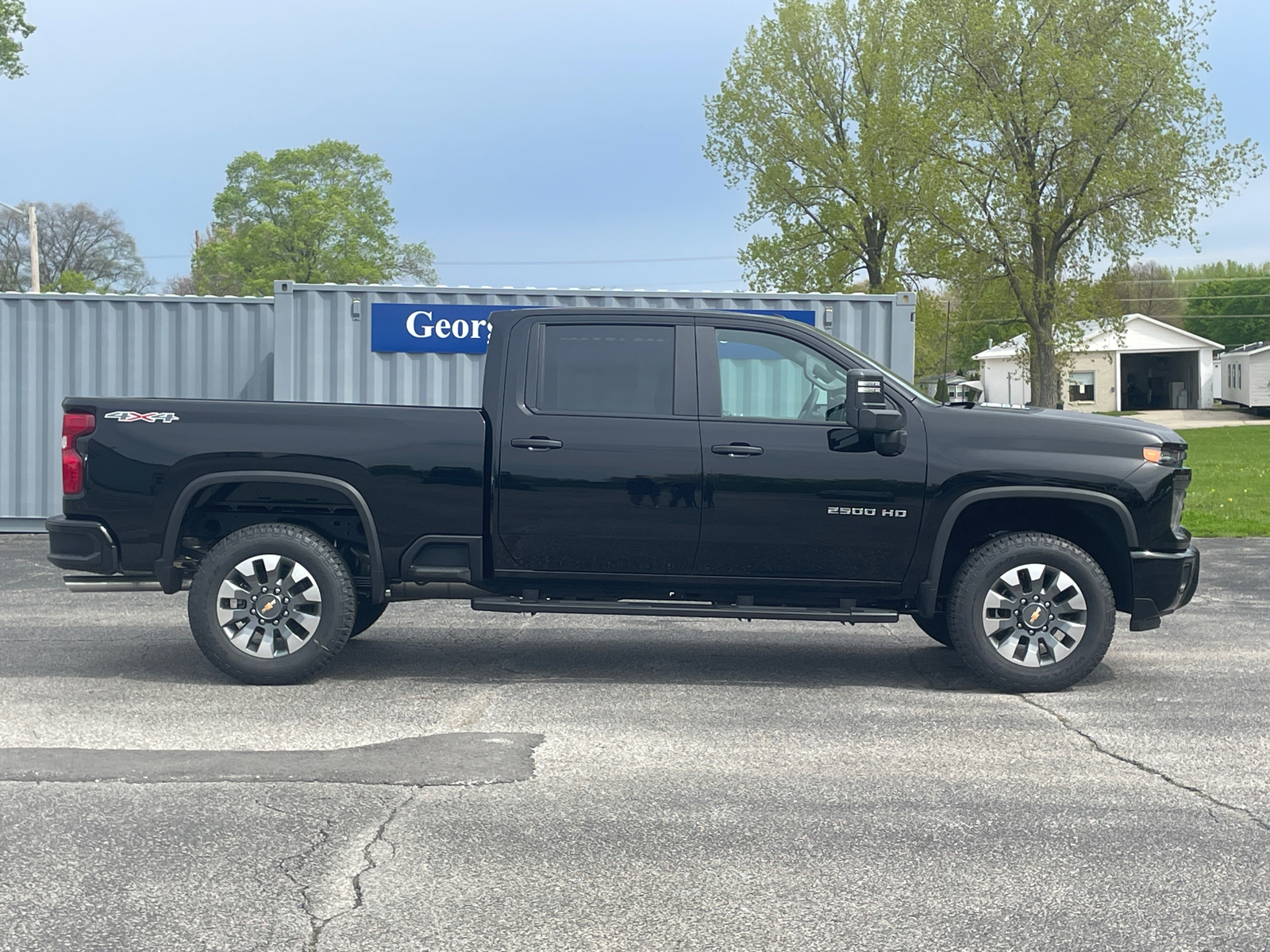 2024 Chevrolet Silverado 2500HD Custom 3