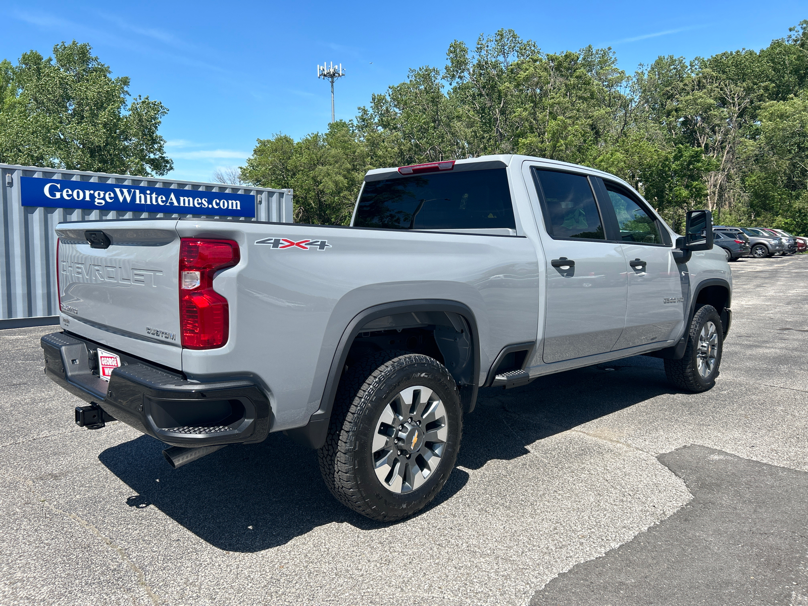 2024 Chevrolet Silverado 2500HD Custom 8