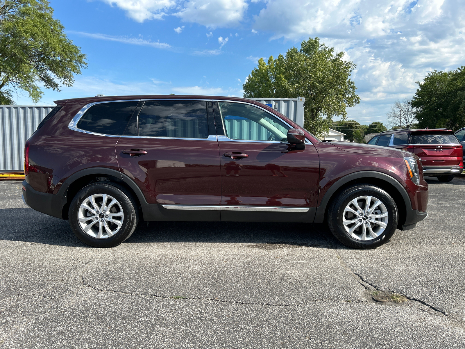 2022 Kia Telluride LX 3