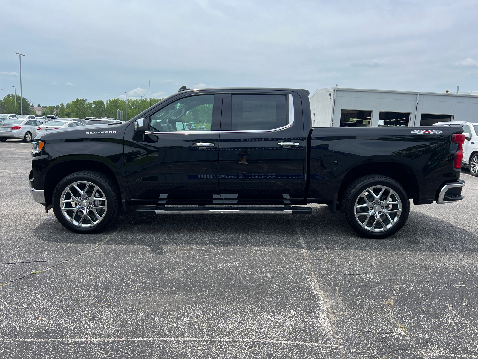 2024 Chevrolet Silverado 1500 LTZ 7