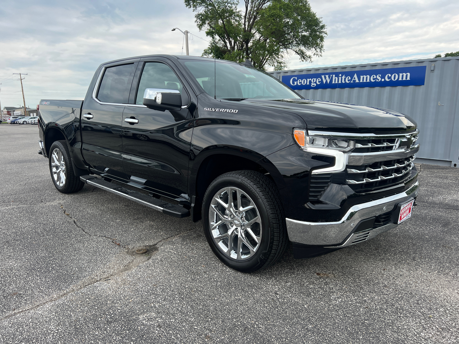 2024 Chevrolet Silverado 1500 LTZ 2