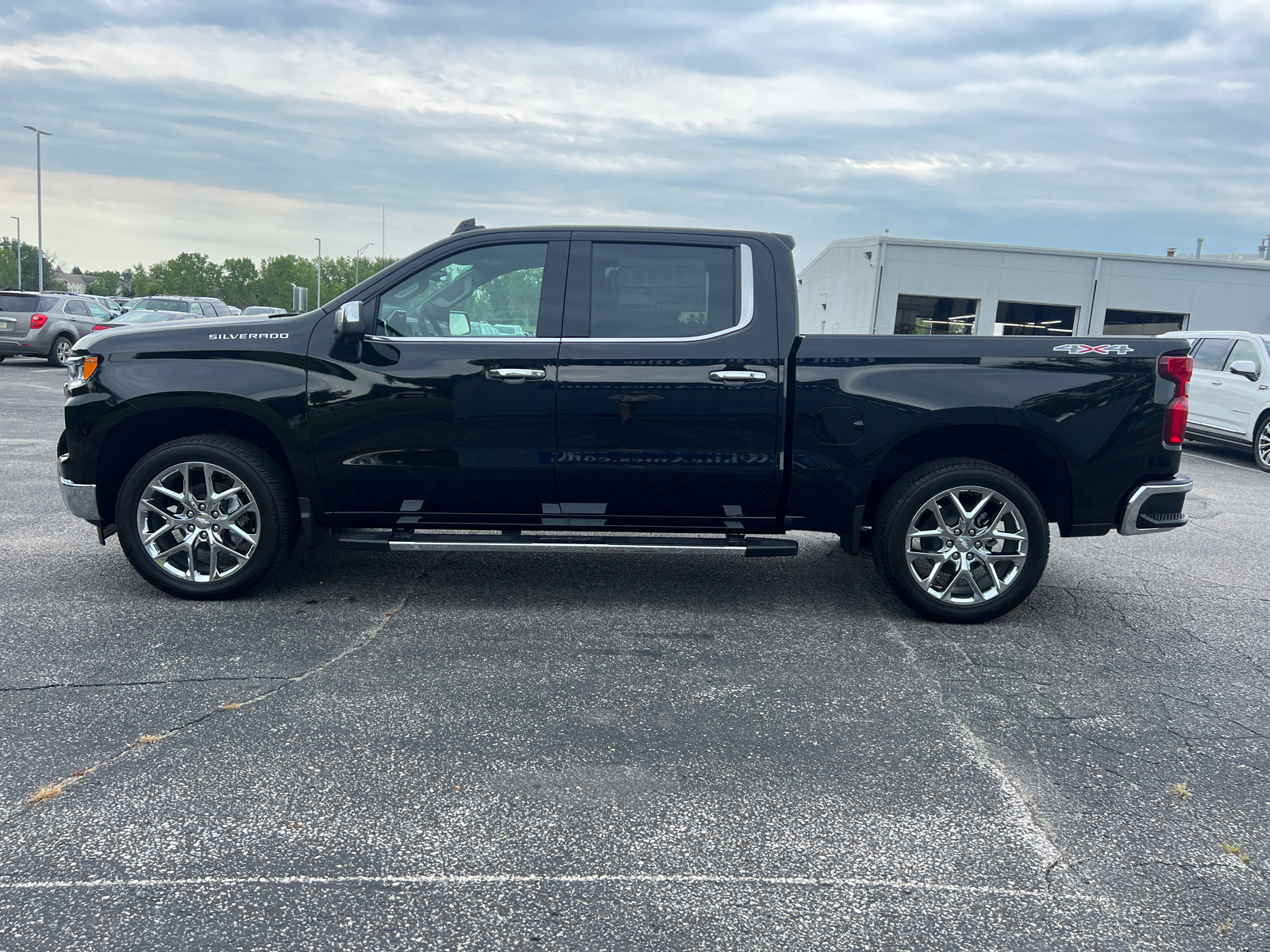 2024 Chevrolet Silverado 1500 LTZ 7