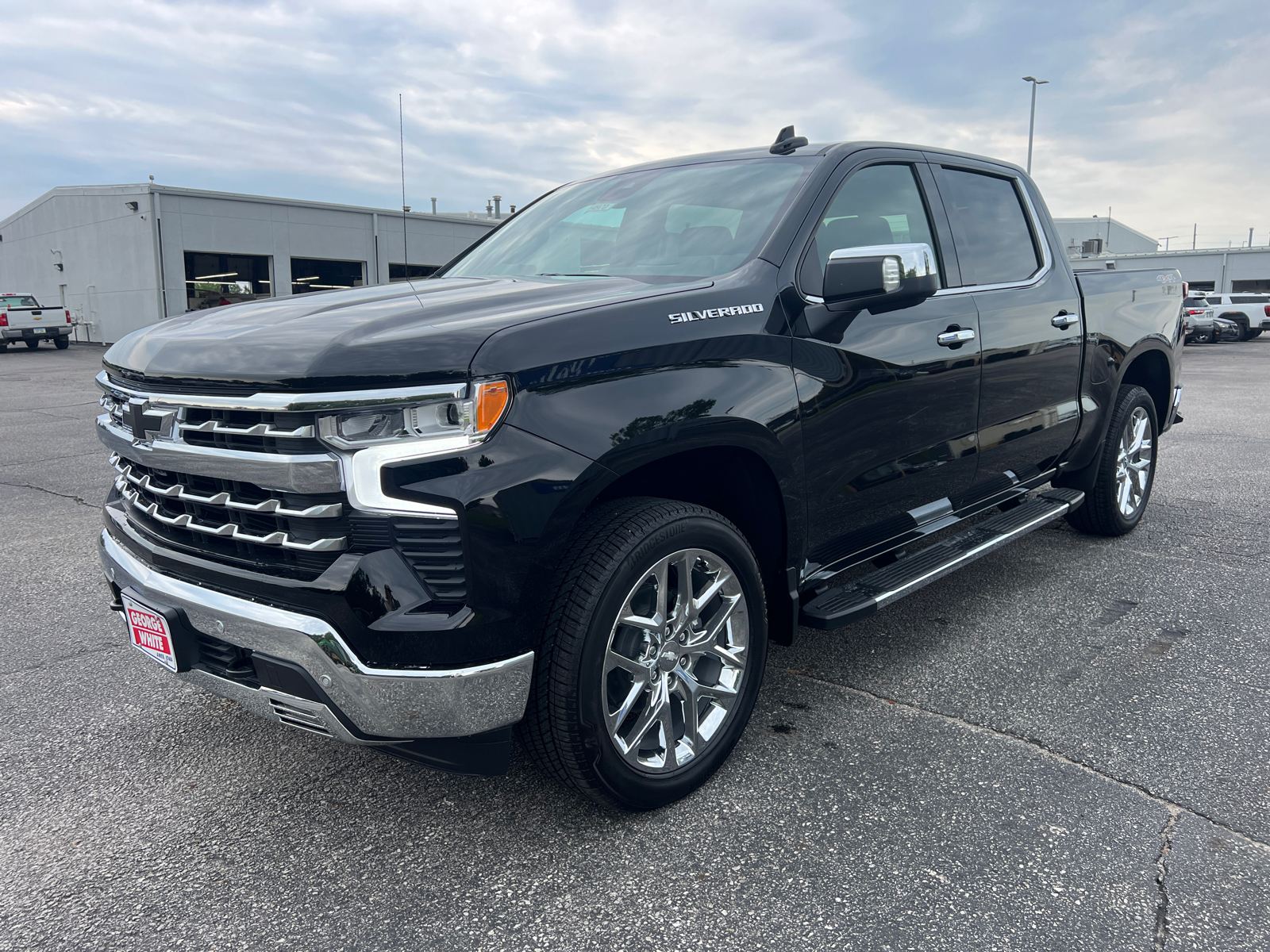 2024 Chevrolet Silverado 1500 LTZ 8