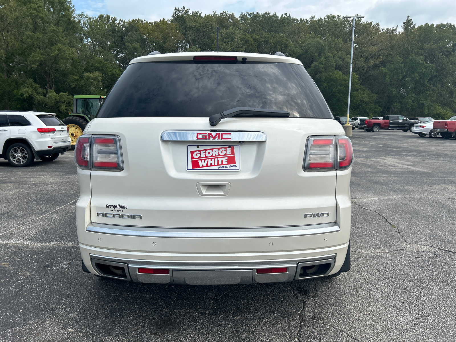 2013 GMC Acadia Denali 5