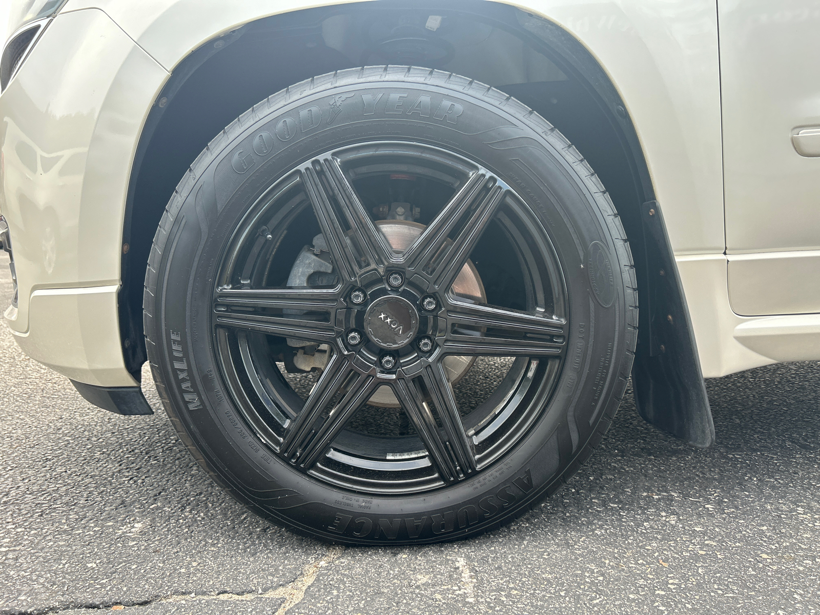 2013 GMC Acadia Denali 10