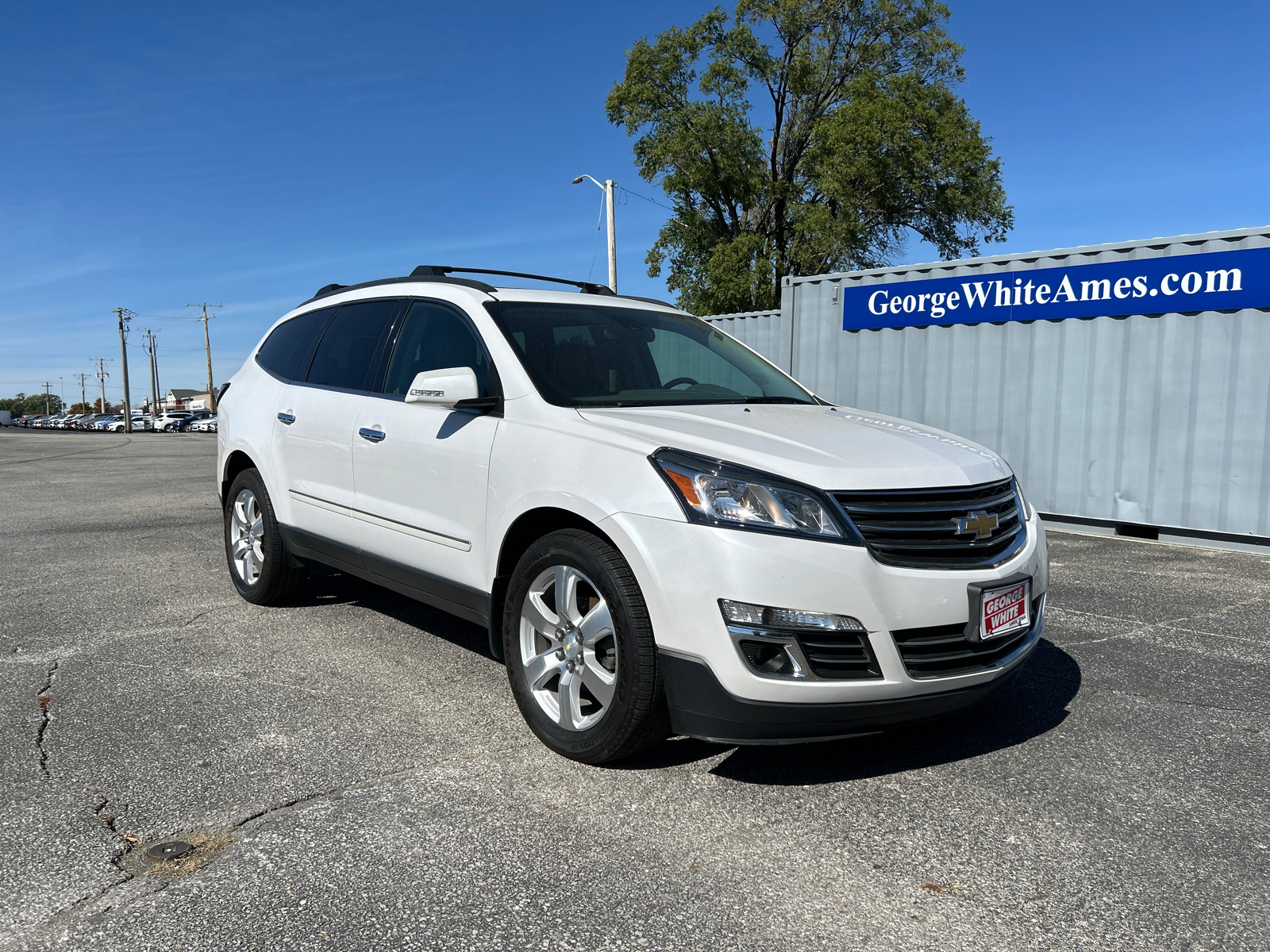 2016 Chevrolet Traverse LTZ 2