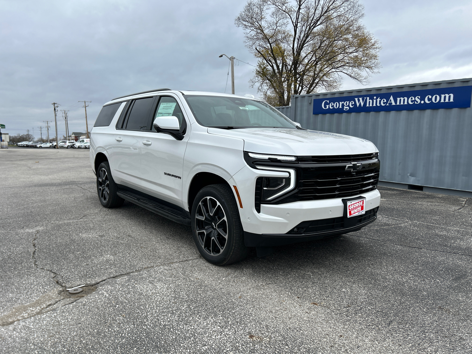 2025 Chevrolet Suburban RST 1