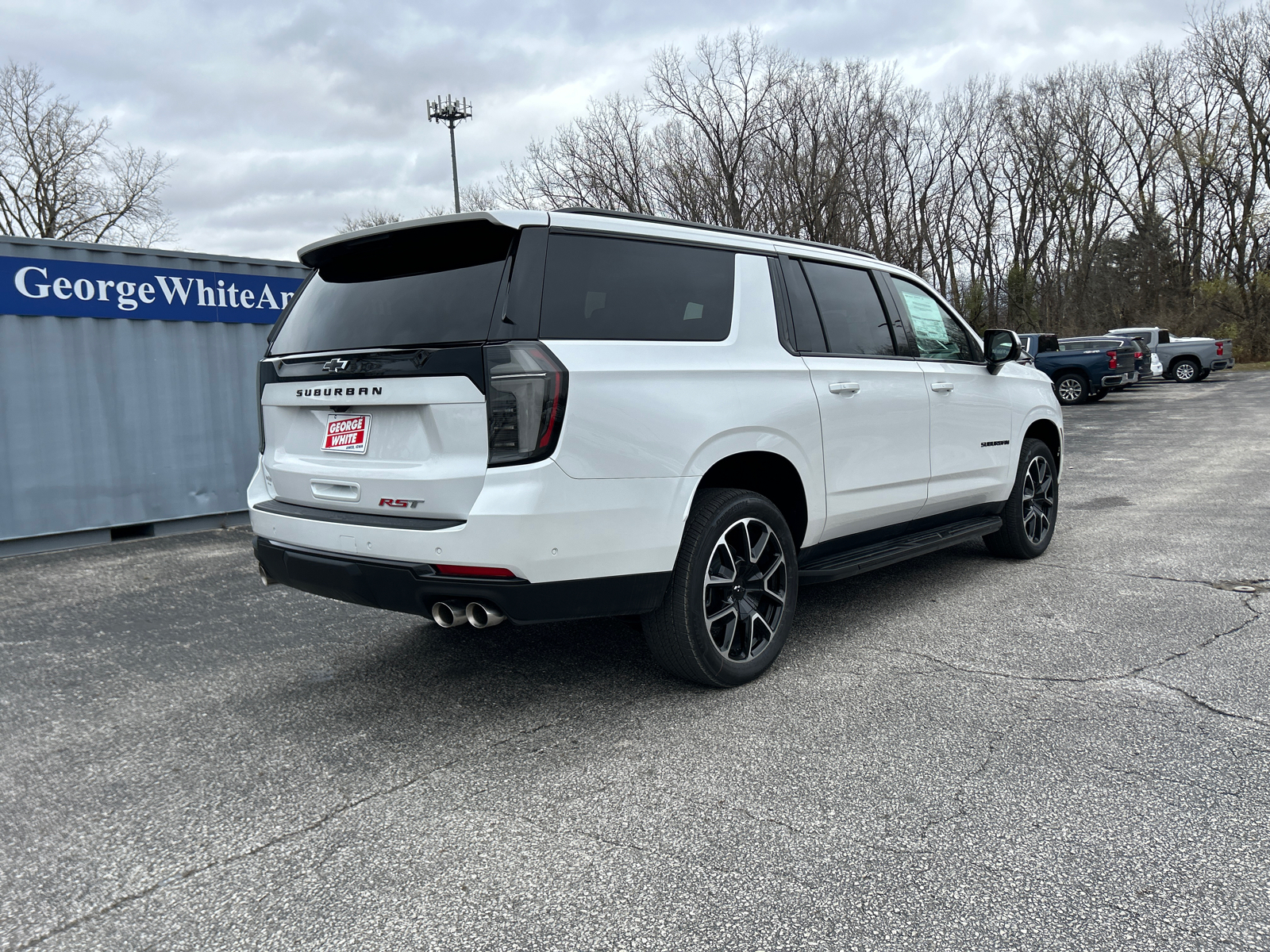 2025 Chevrolet Suburban RST 4