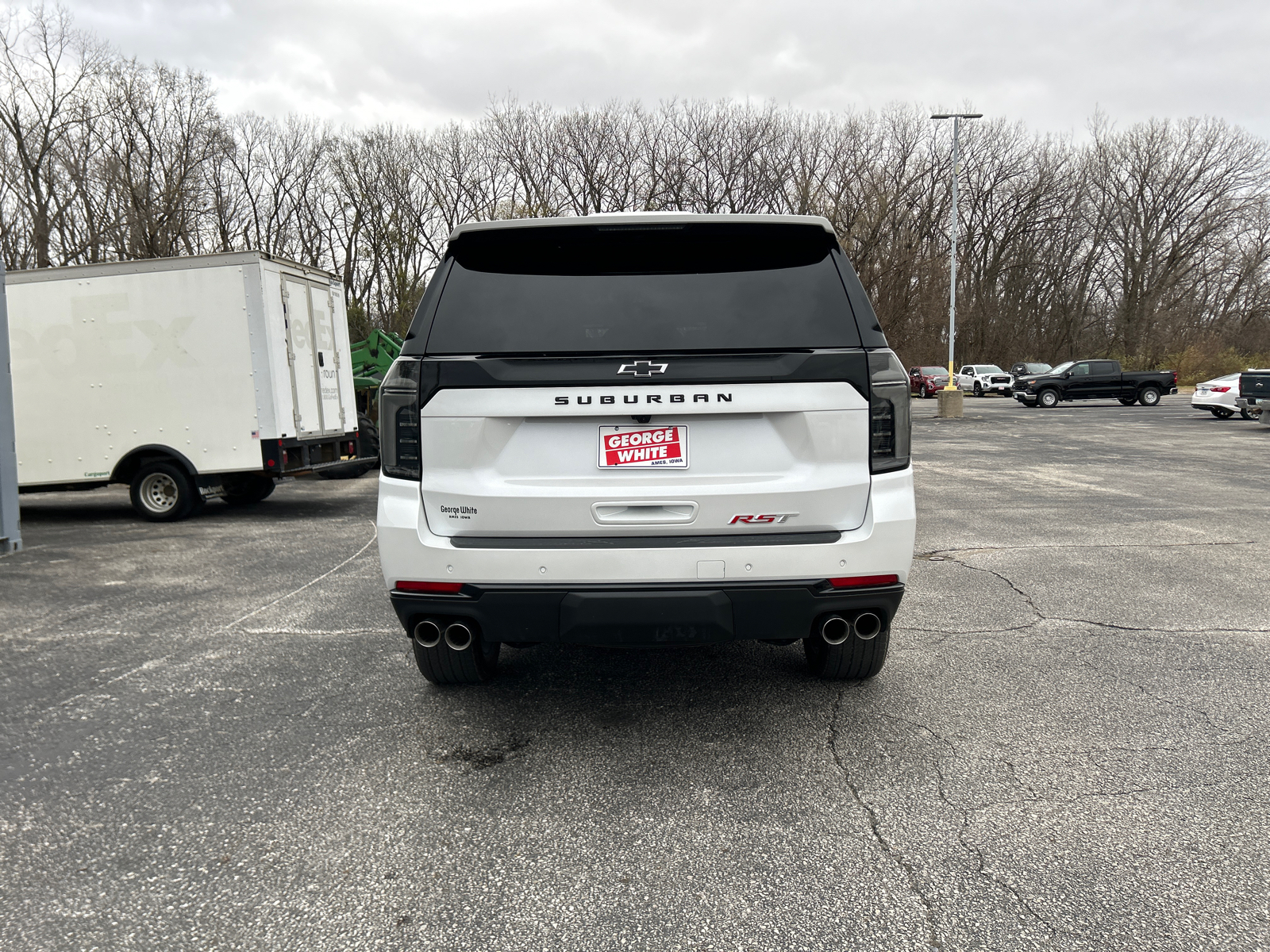 2025 Chevrolet Suburban RST 5