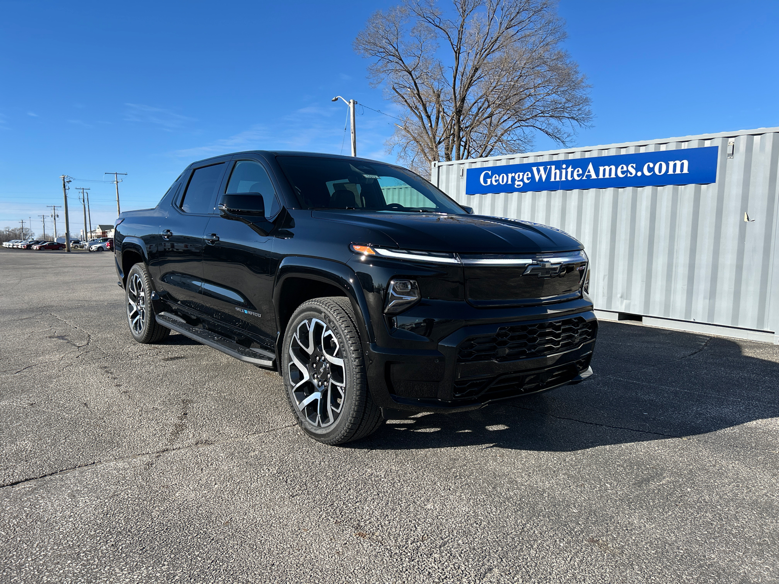 2025 Chevrolet Silverado EV RST 1