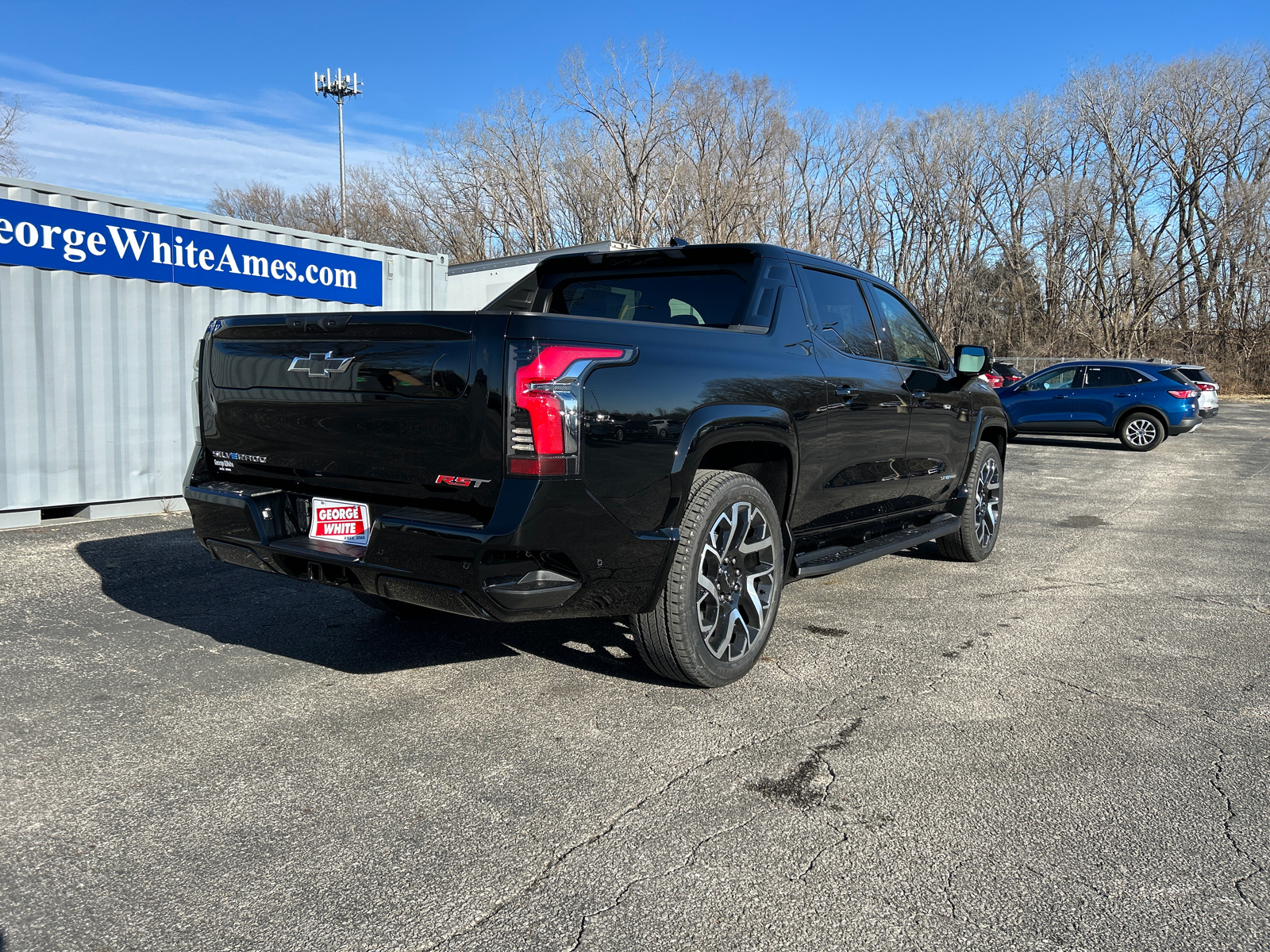 2025 Chevrolet Silverado EV RST 4