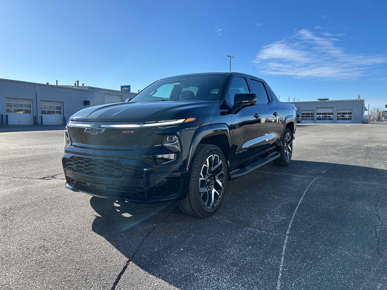 2025 Chevrolet Silverado EV RST 8