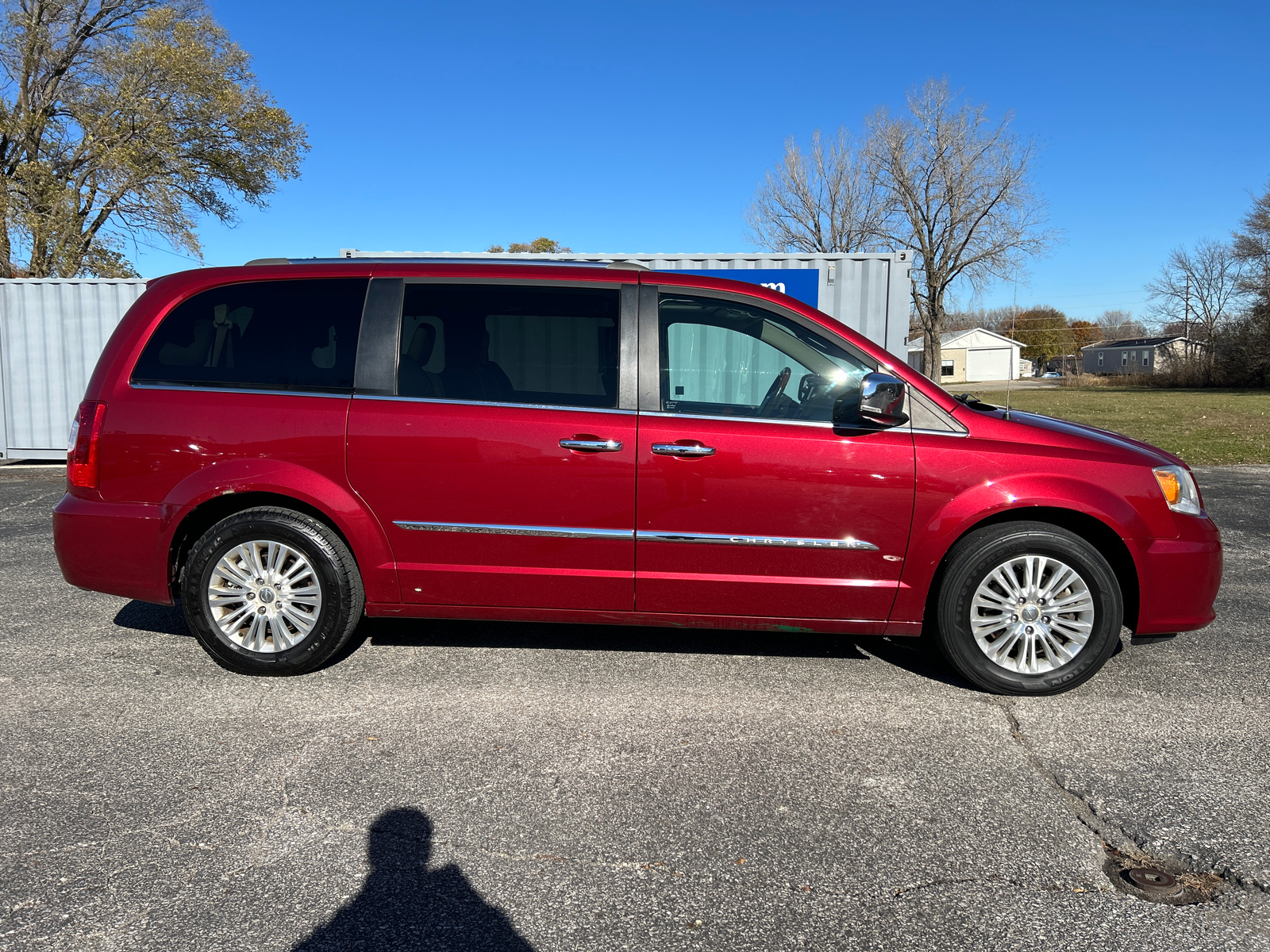 2015 Chrysler Town & Country Limited 3