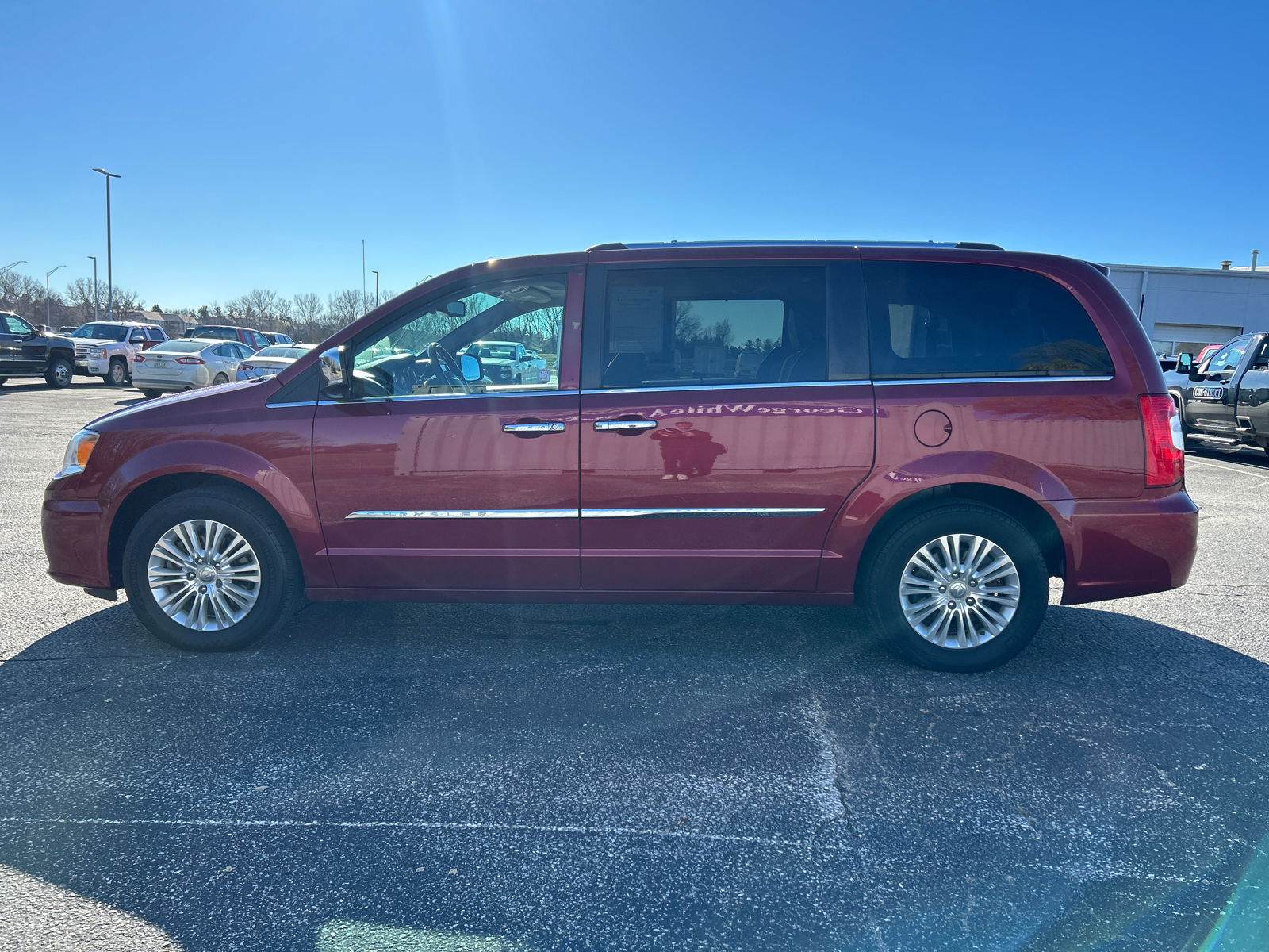 2015 Chrysler Town & Country Limited 7