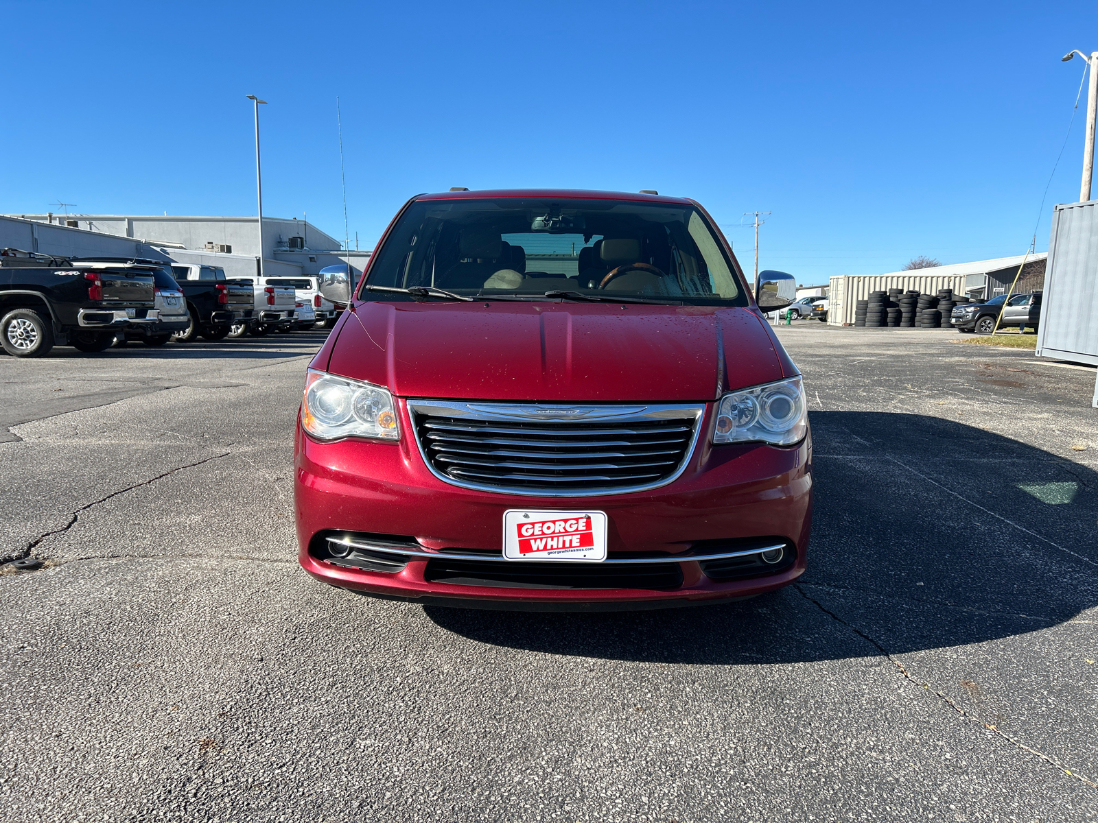 2015 Chrysler Town & Country Limited 9