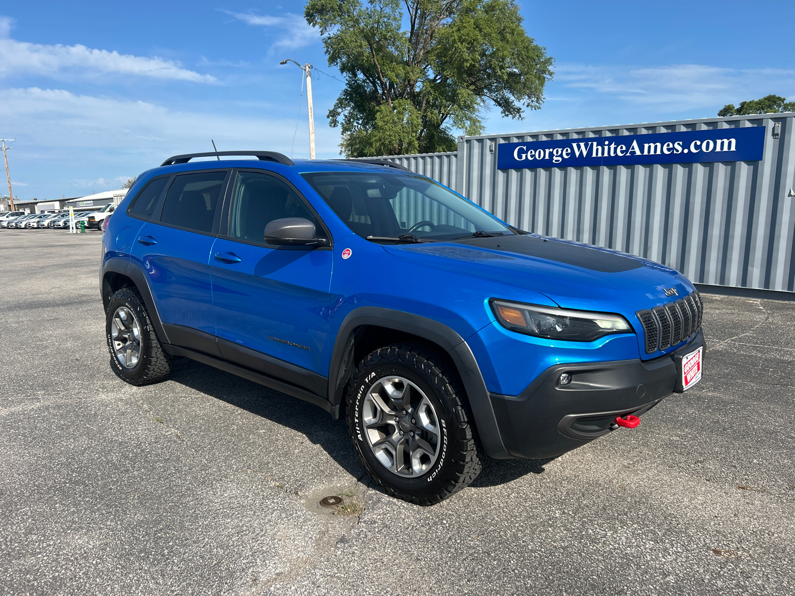 2019 Jeep Cherokee Trailhawk 1