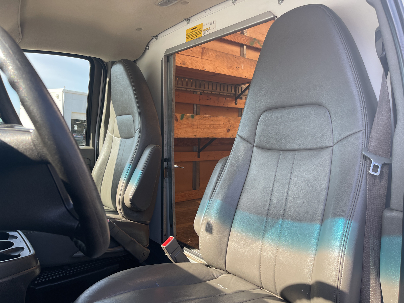 2015 Chevrolet Express 3500 Work Van 15