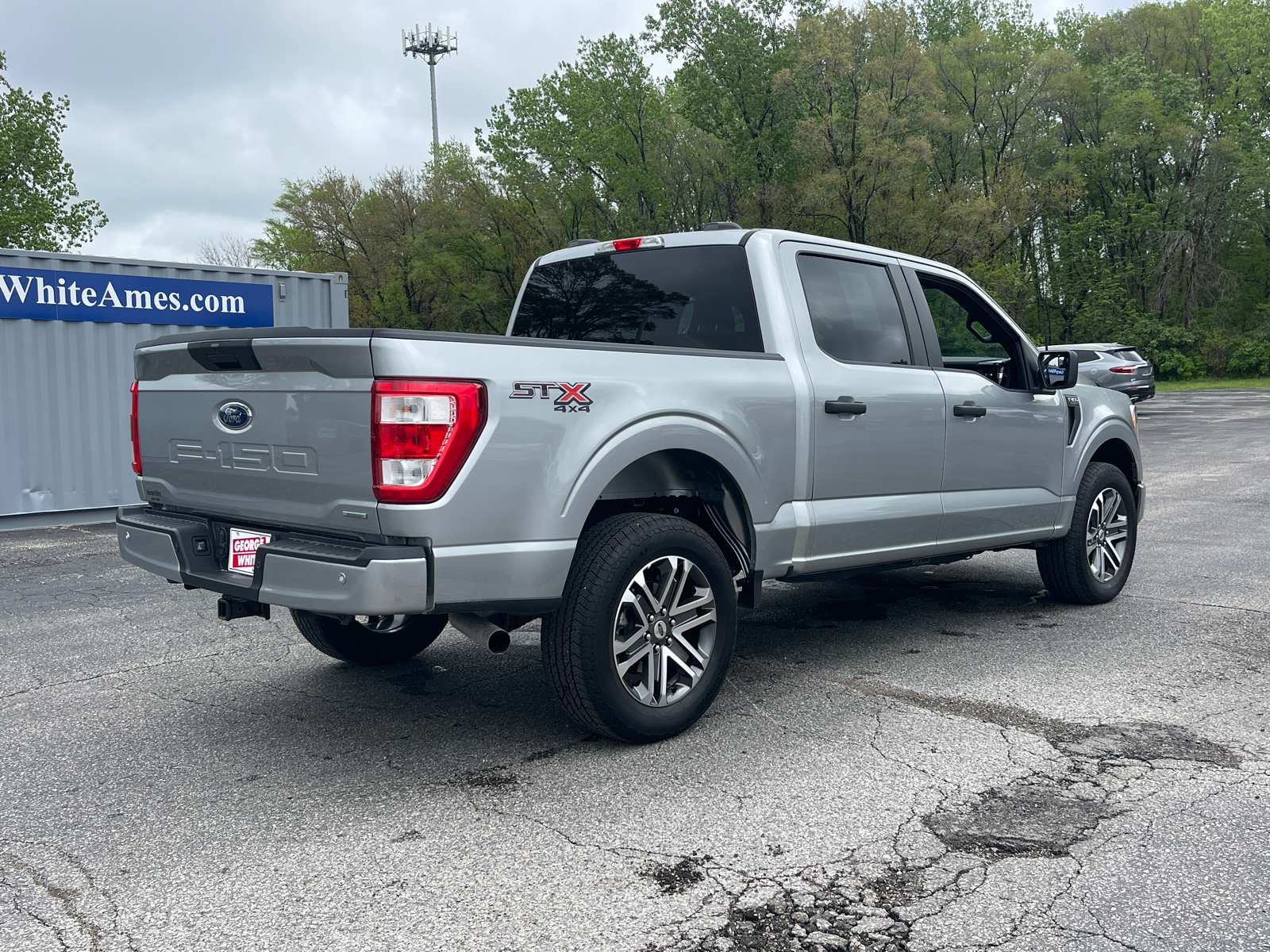 2022 Ford F-150 XL 4