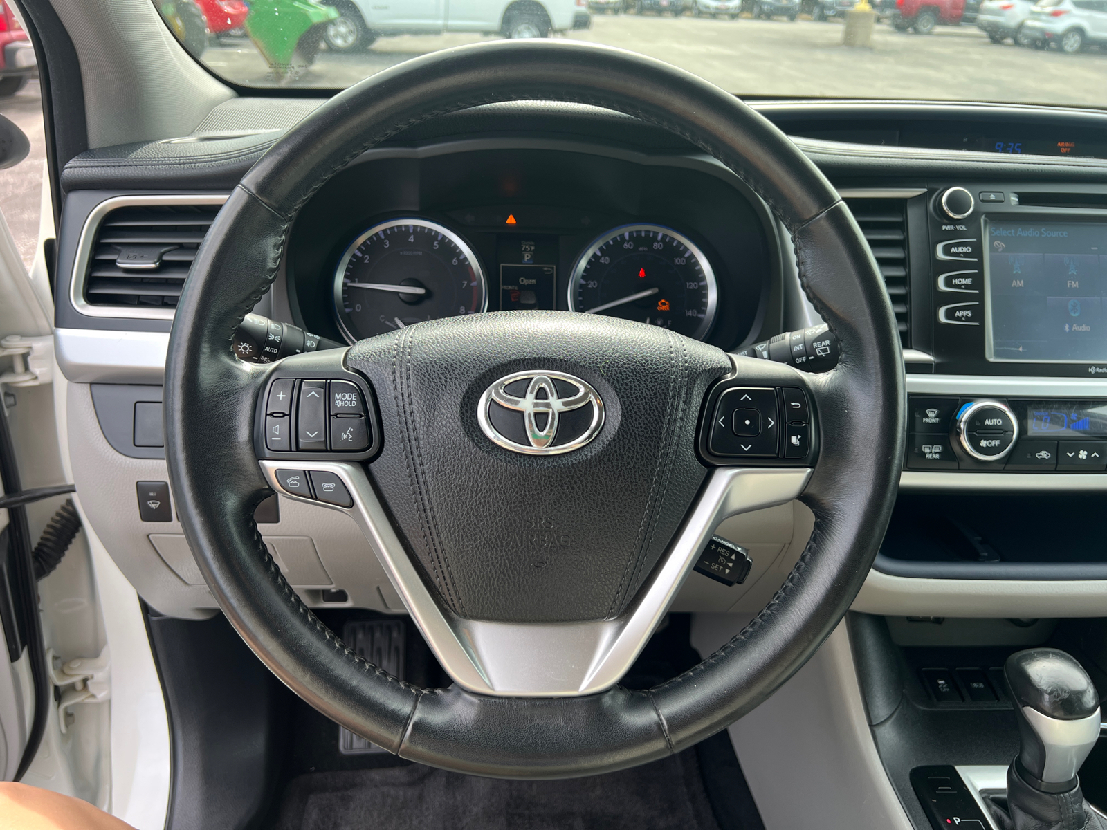 2015 Toyota Highlander XLE V6 21