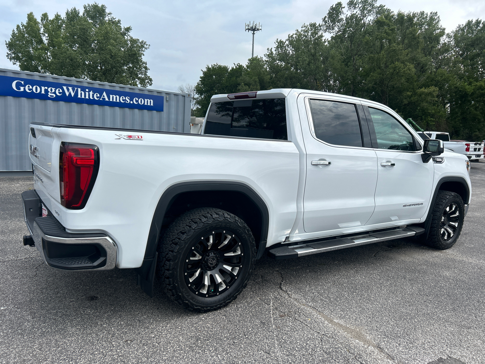 2021 GMC Sierra 1500 SLT 4