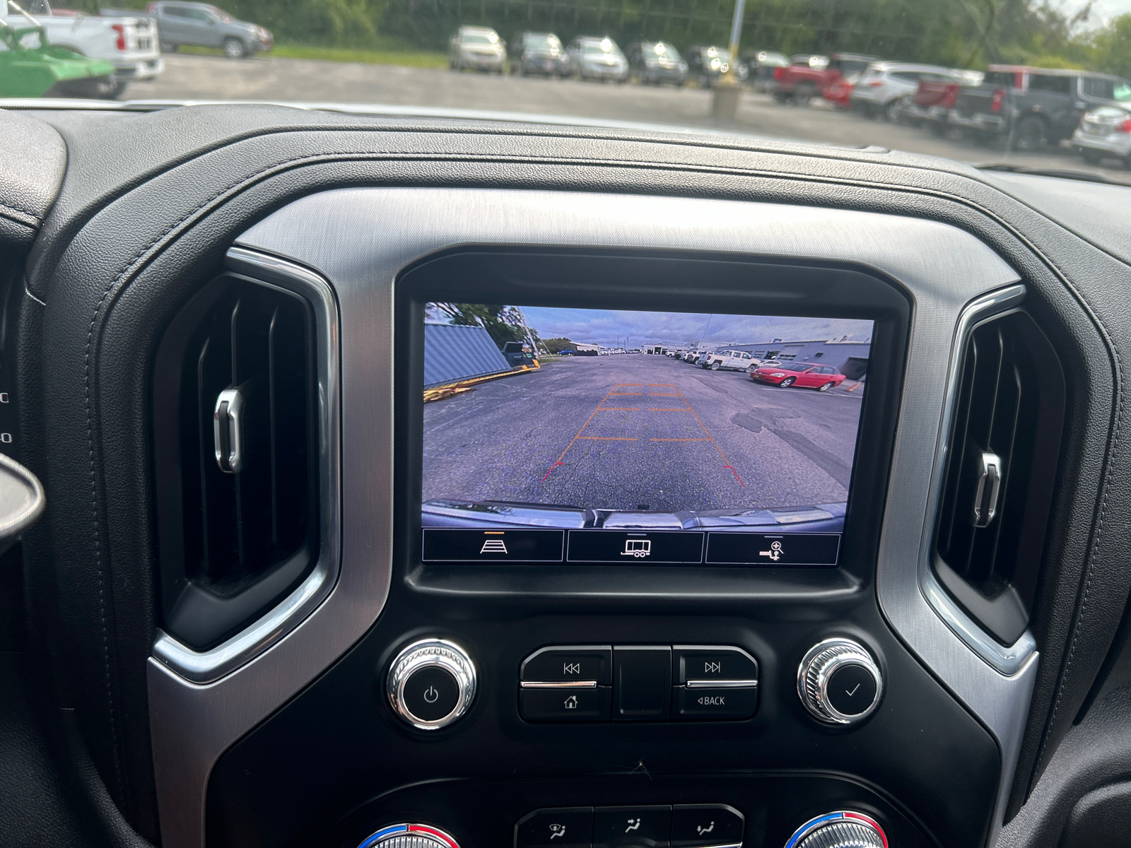 2021 GMC Sierra 1500 SLT 33